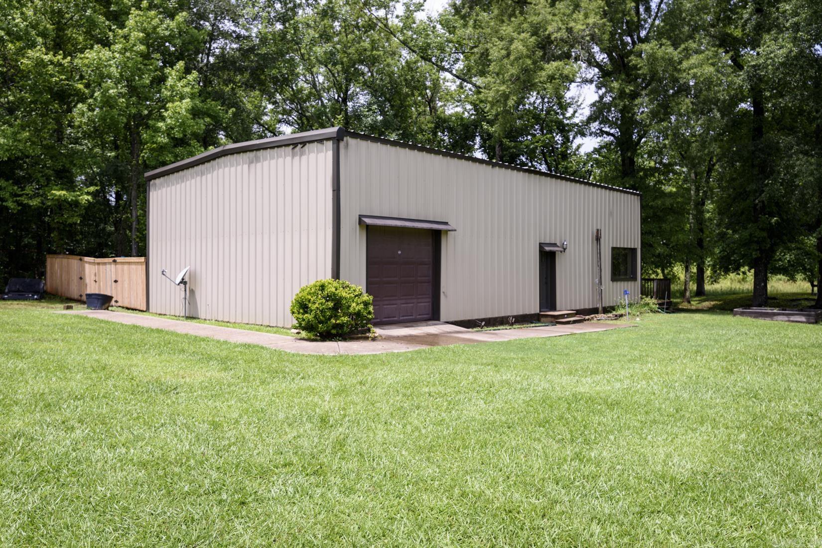8409 Carrie Drive Benton, AR 72019