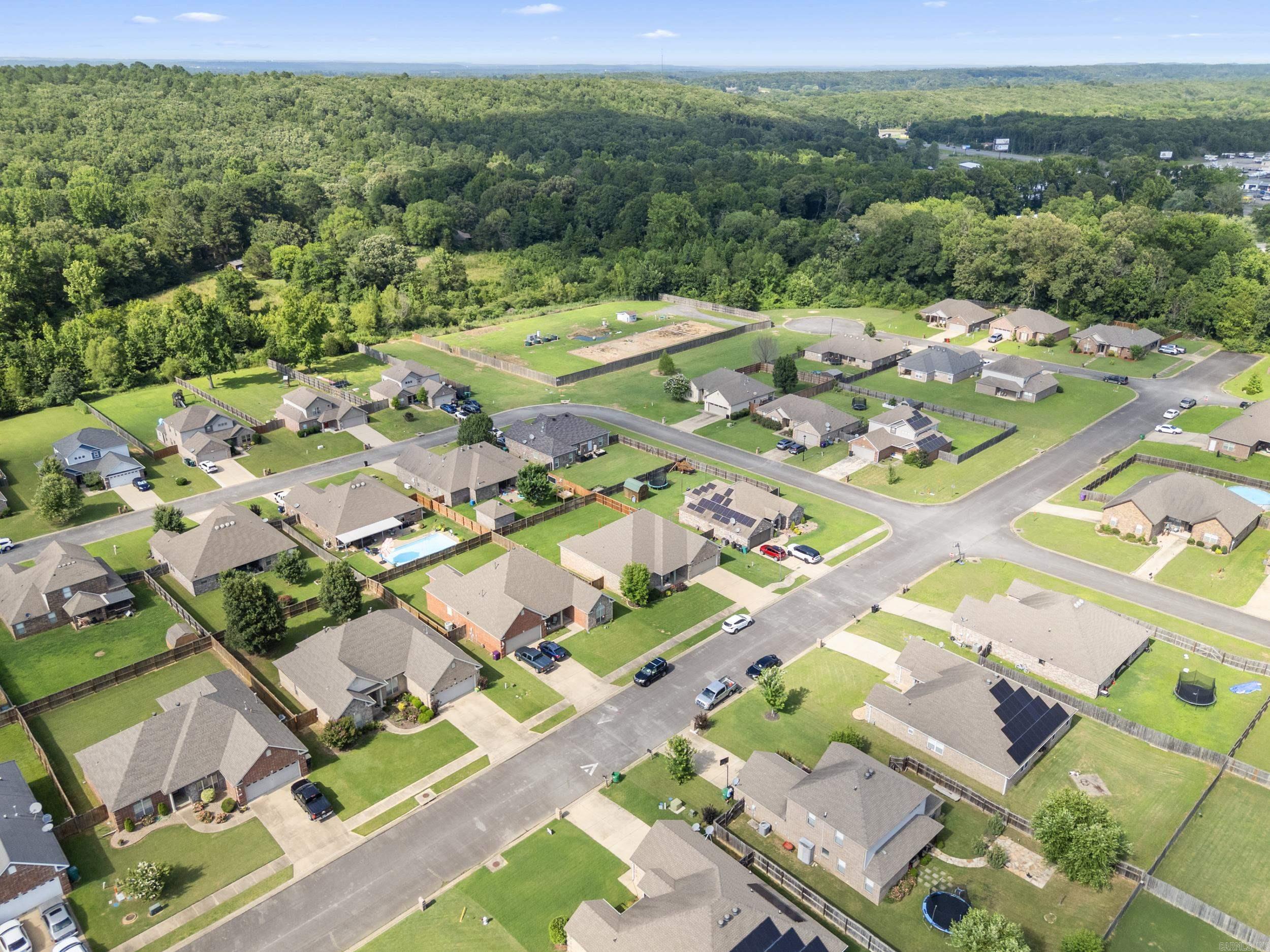1320 E Cadron Gap  Conway, AR