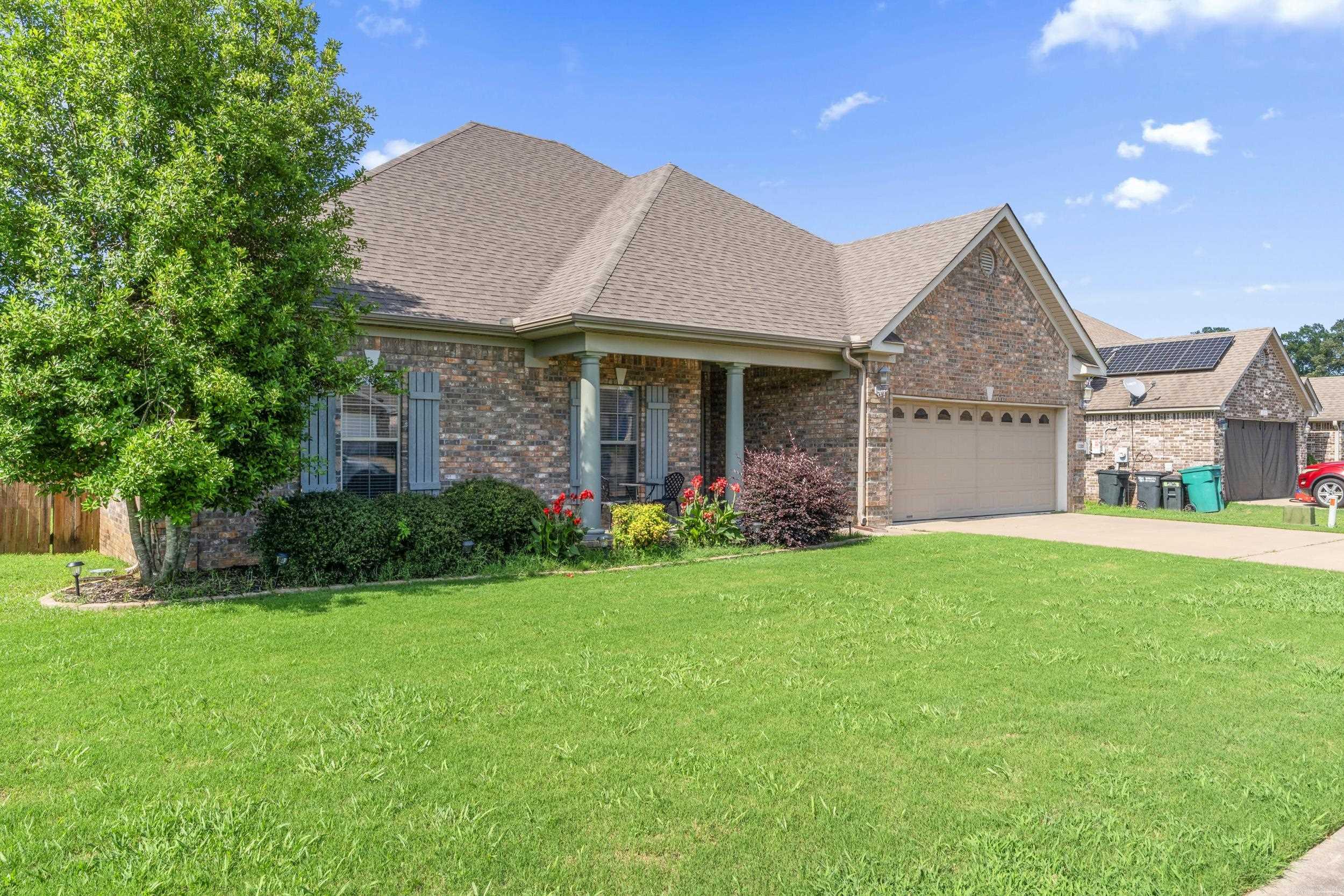 1320 E Cadron Gap  Conway, AR