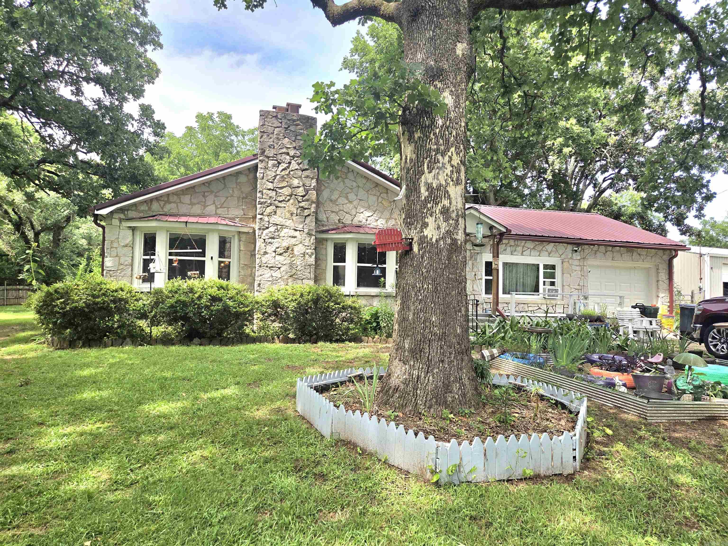 708 Parks  Mountain View, AR