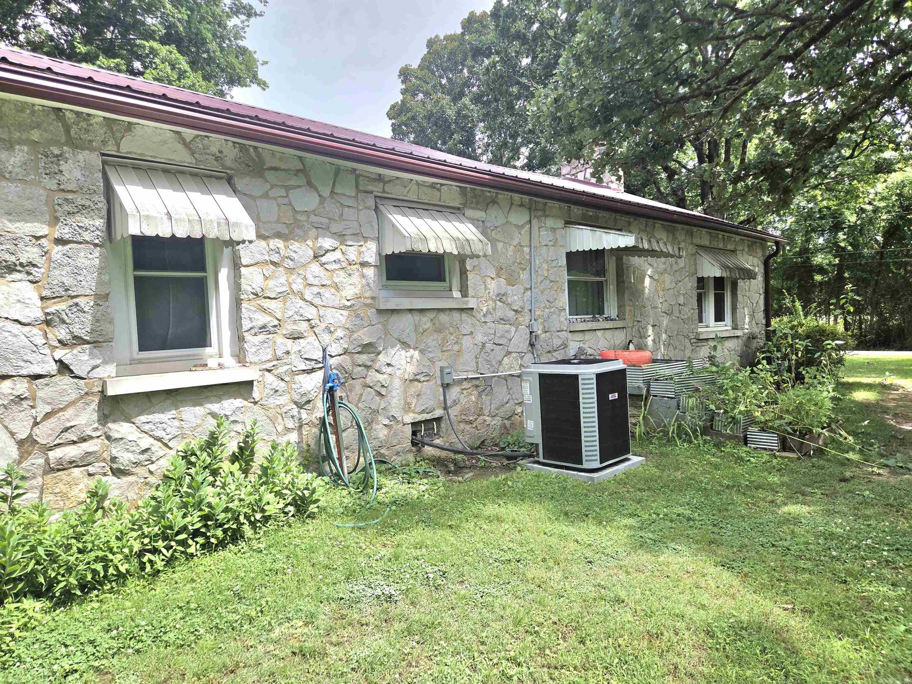708 Parks  Mountain View, AR