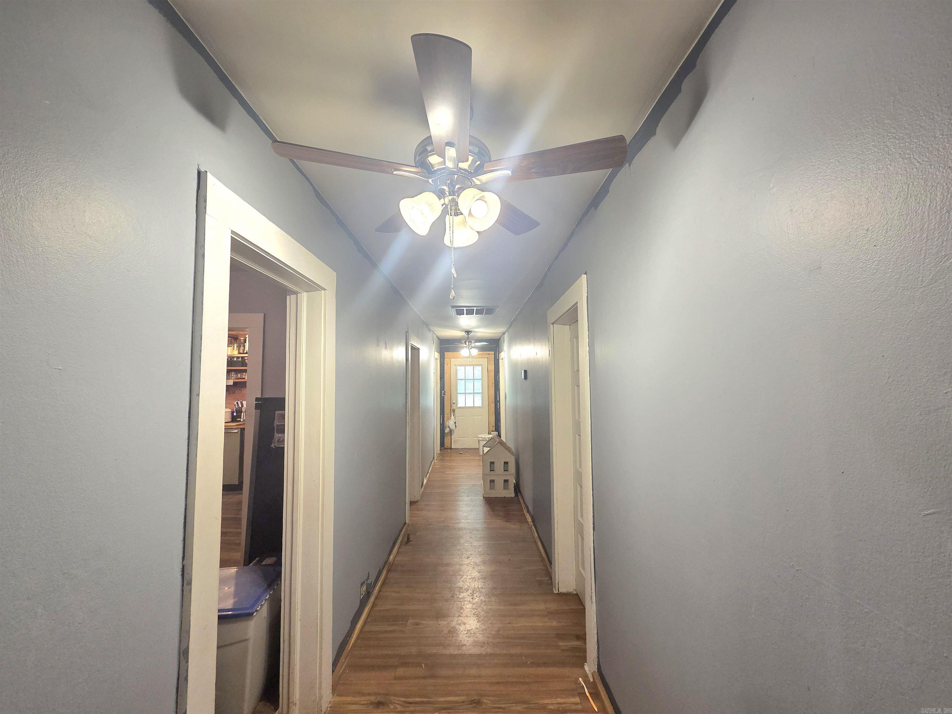 708 Parks  Mountain View, AR