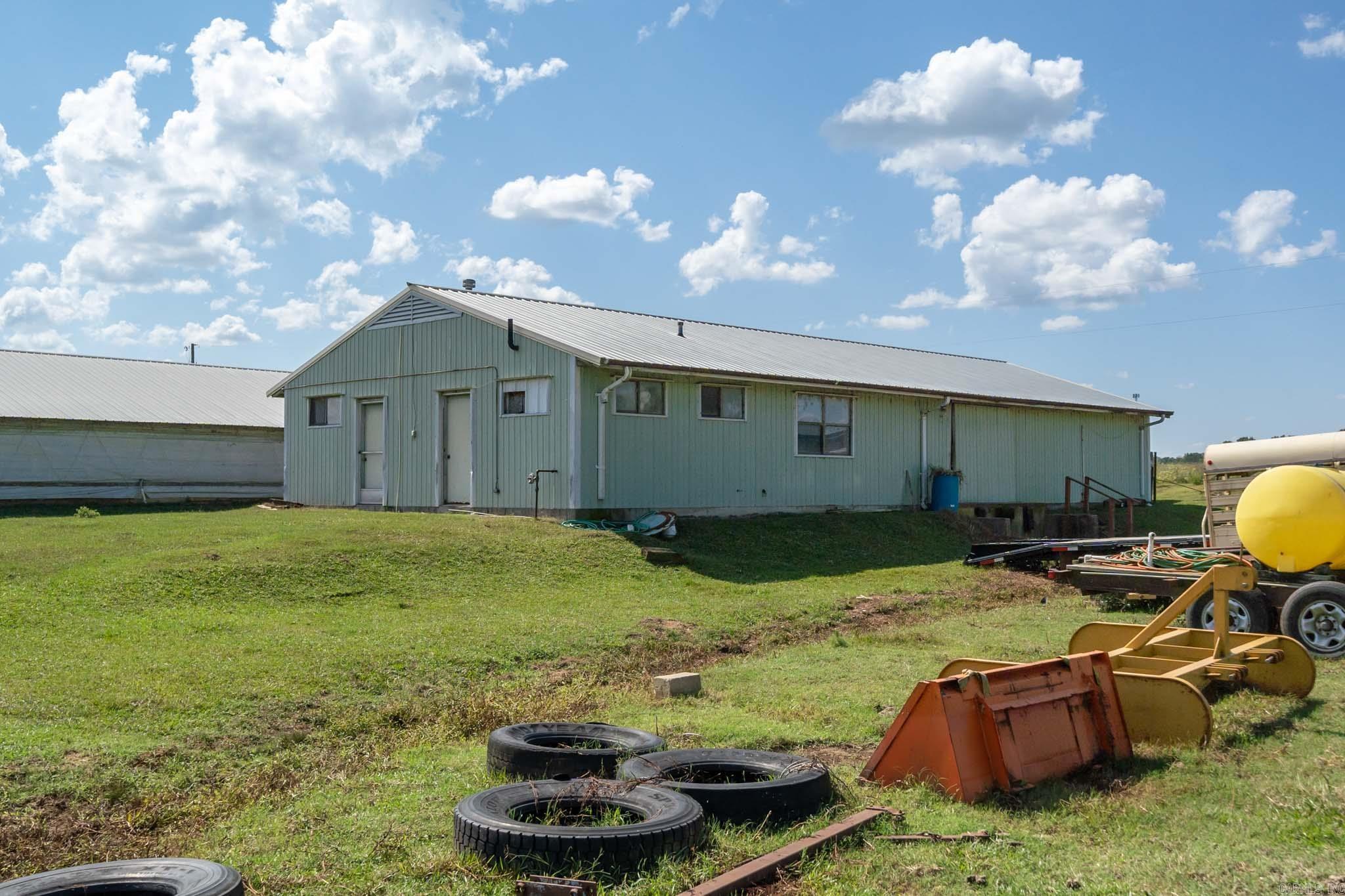 389 N Highway 174  Hope, AR