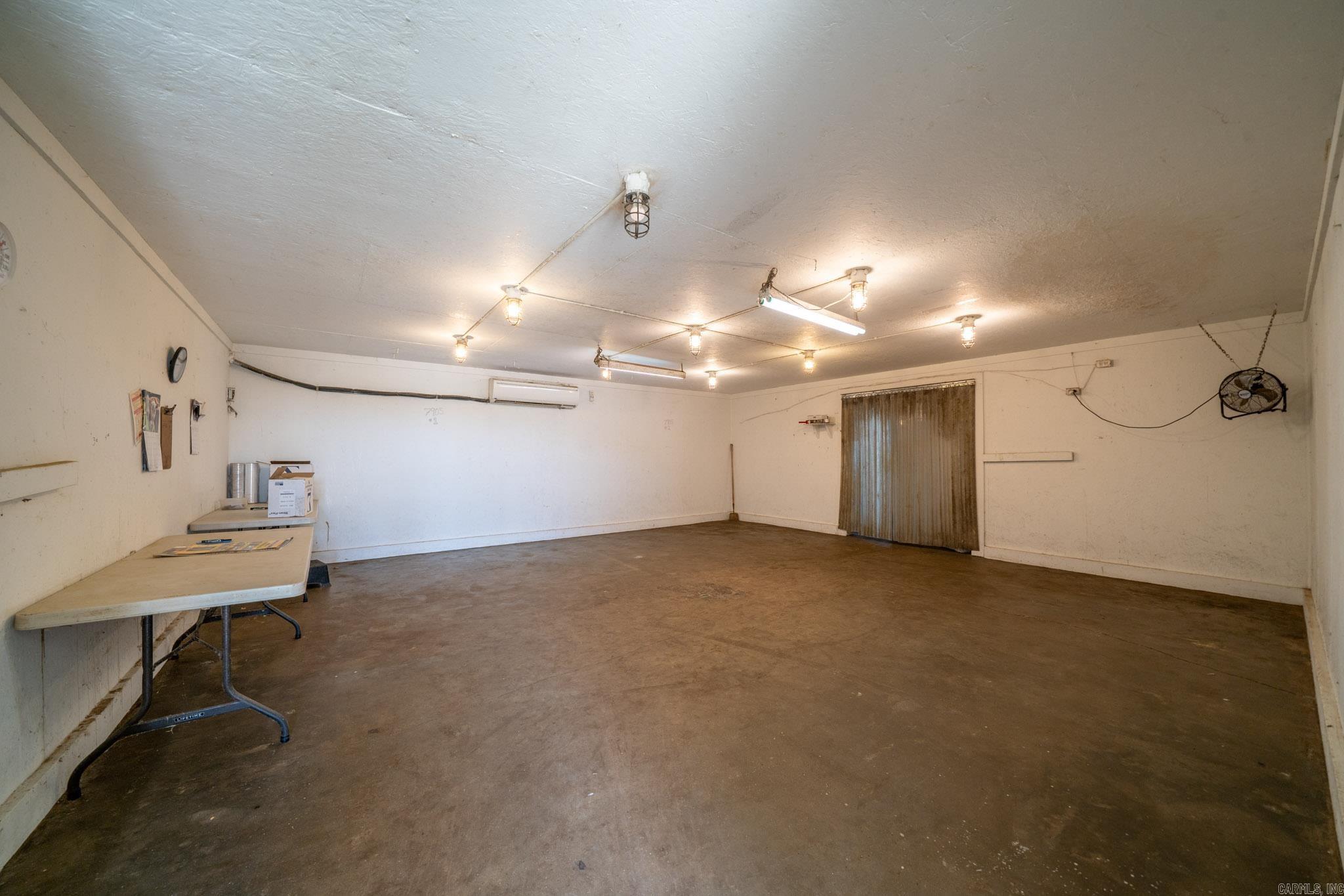 389 N Highway 174  Hope, AR