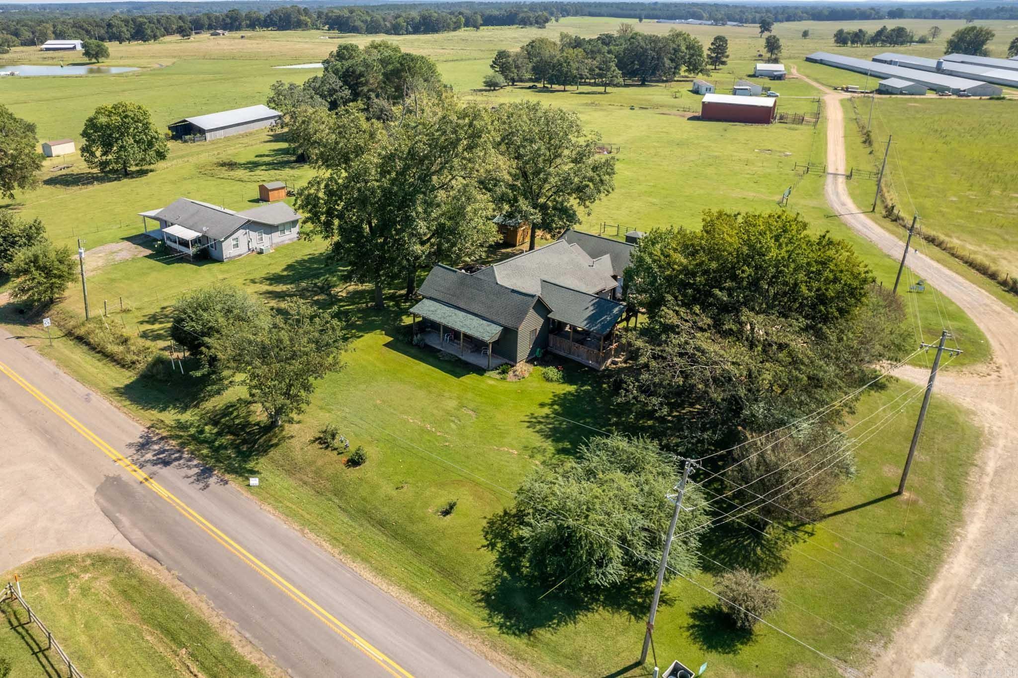 389 N Highway 174  Hope, AR