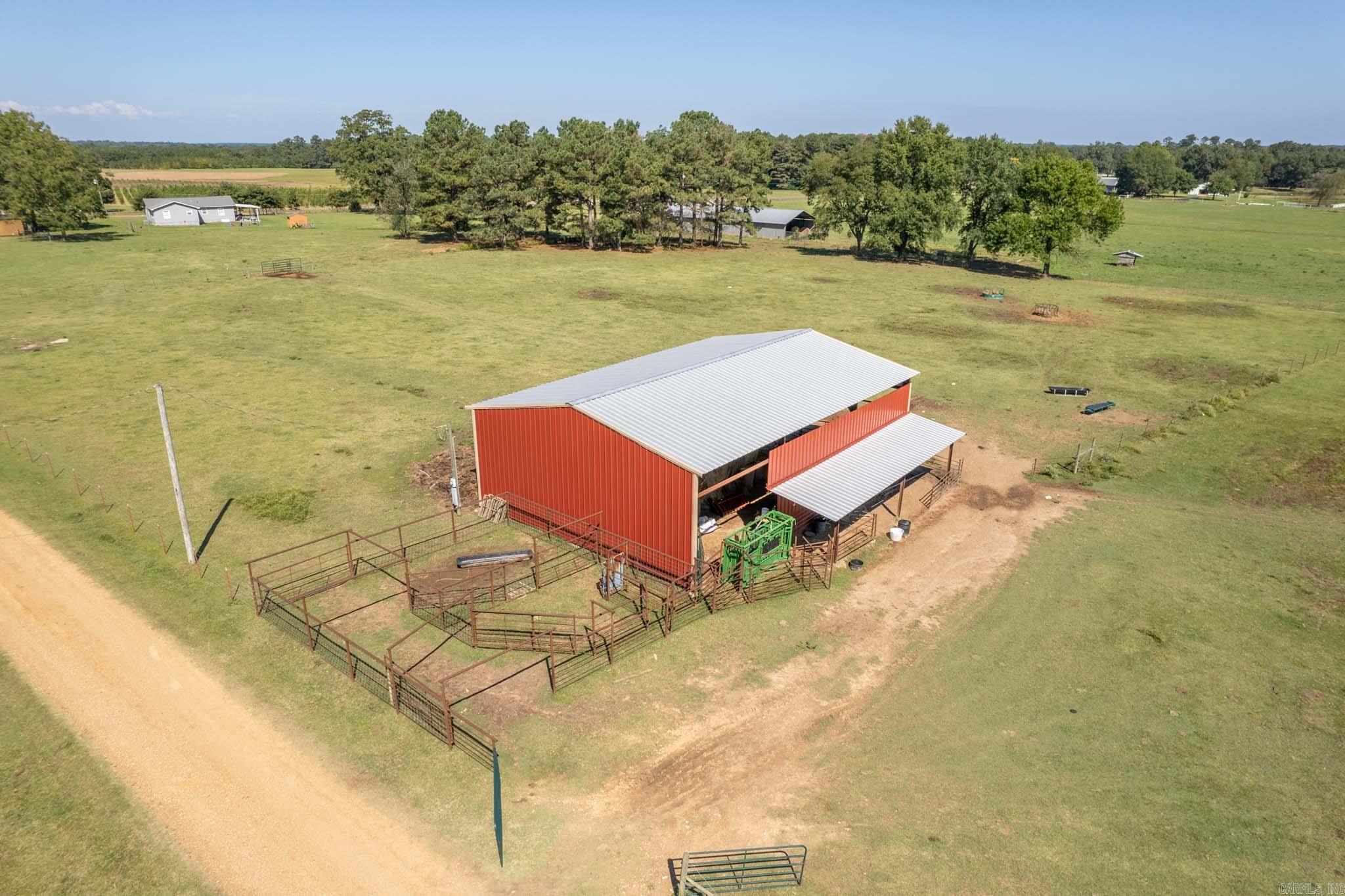 389 N Highway 174  Hope, AR