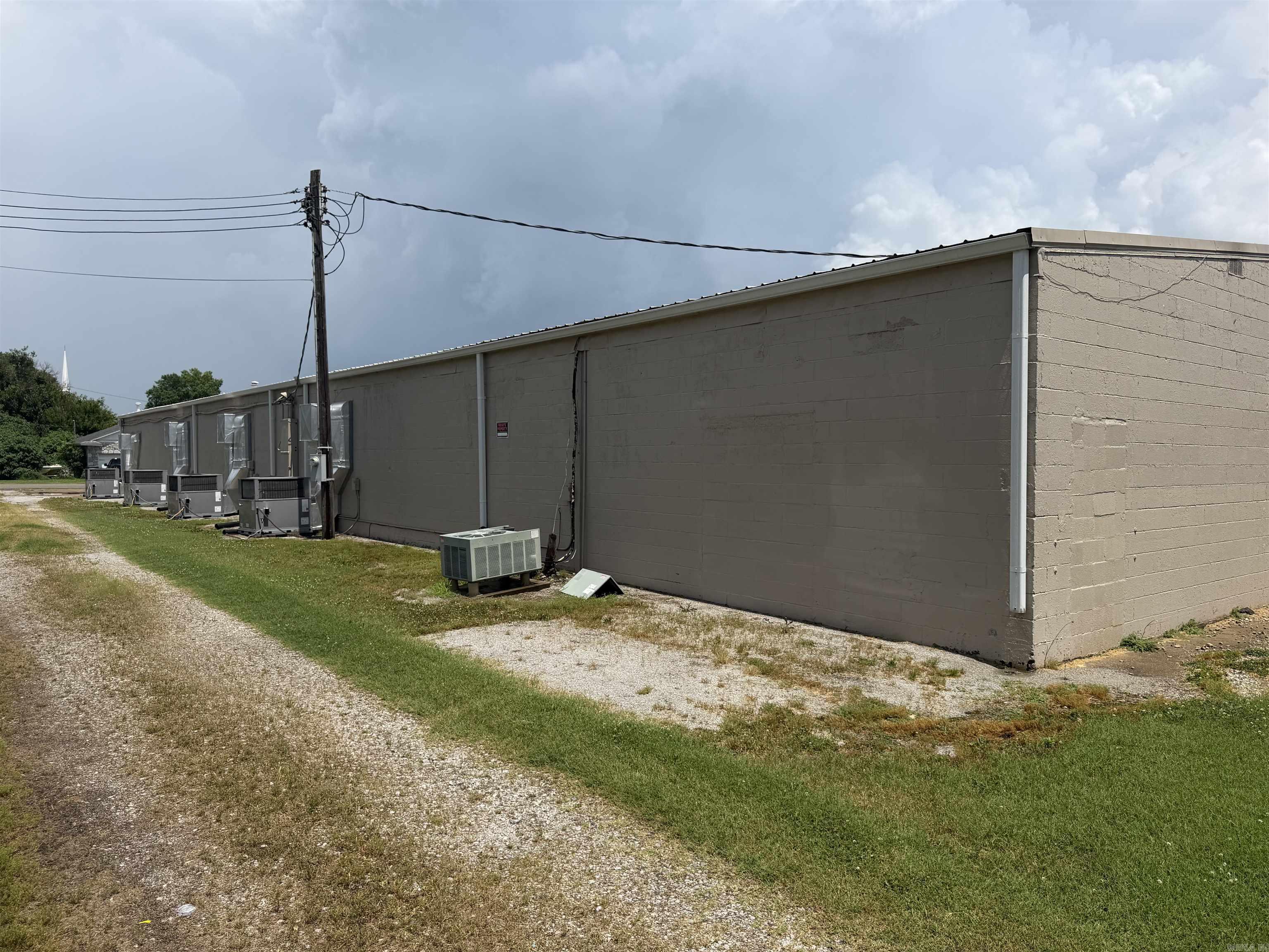 500 SW Front St  Walnut Ridge, AR