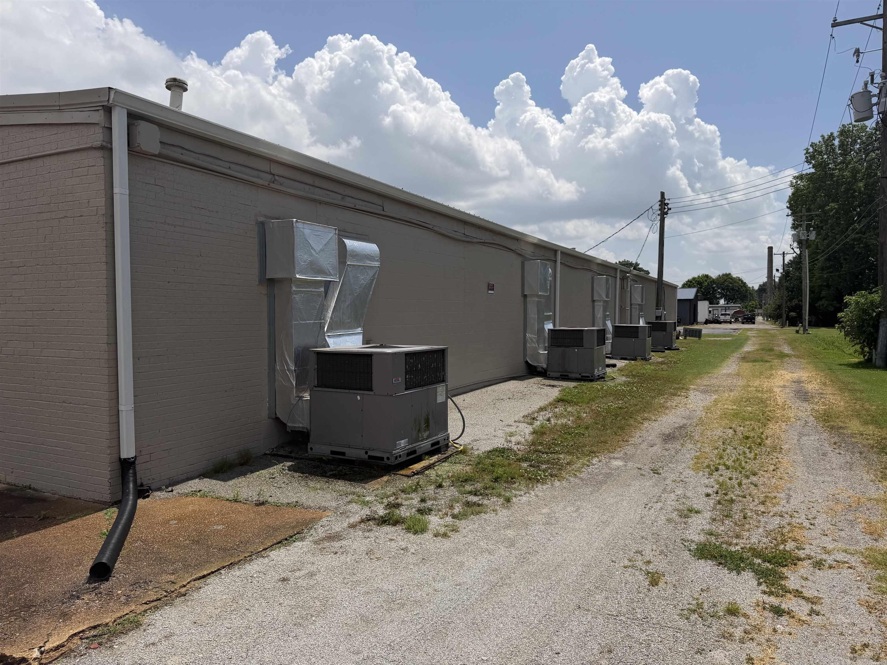 500 SW Front St  Walnut Ridge, AR