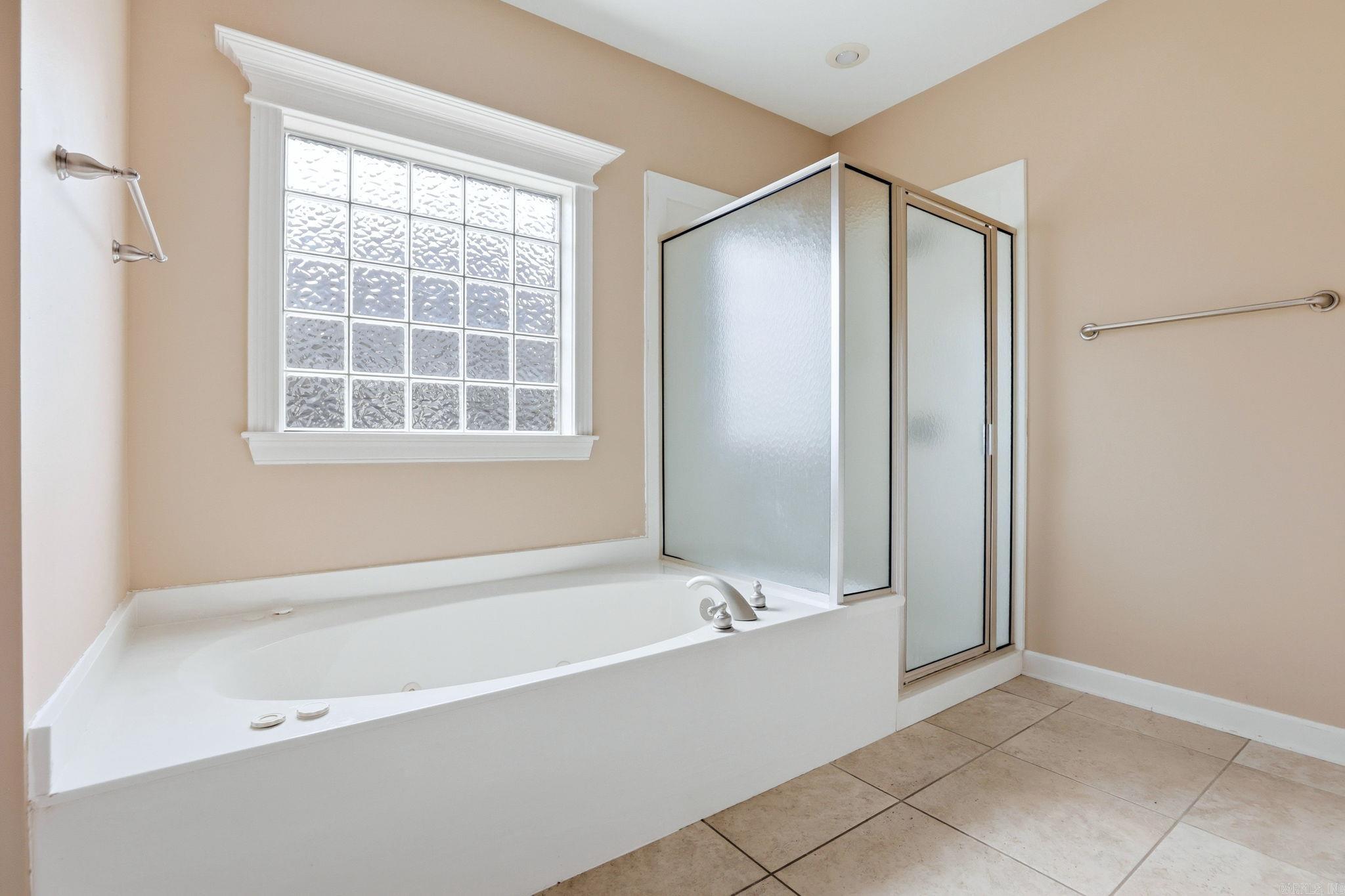 110 River Valley  Maumelle, AR