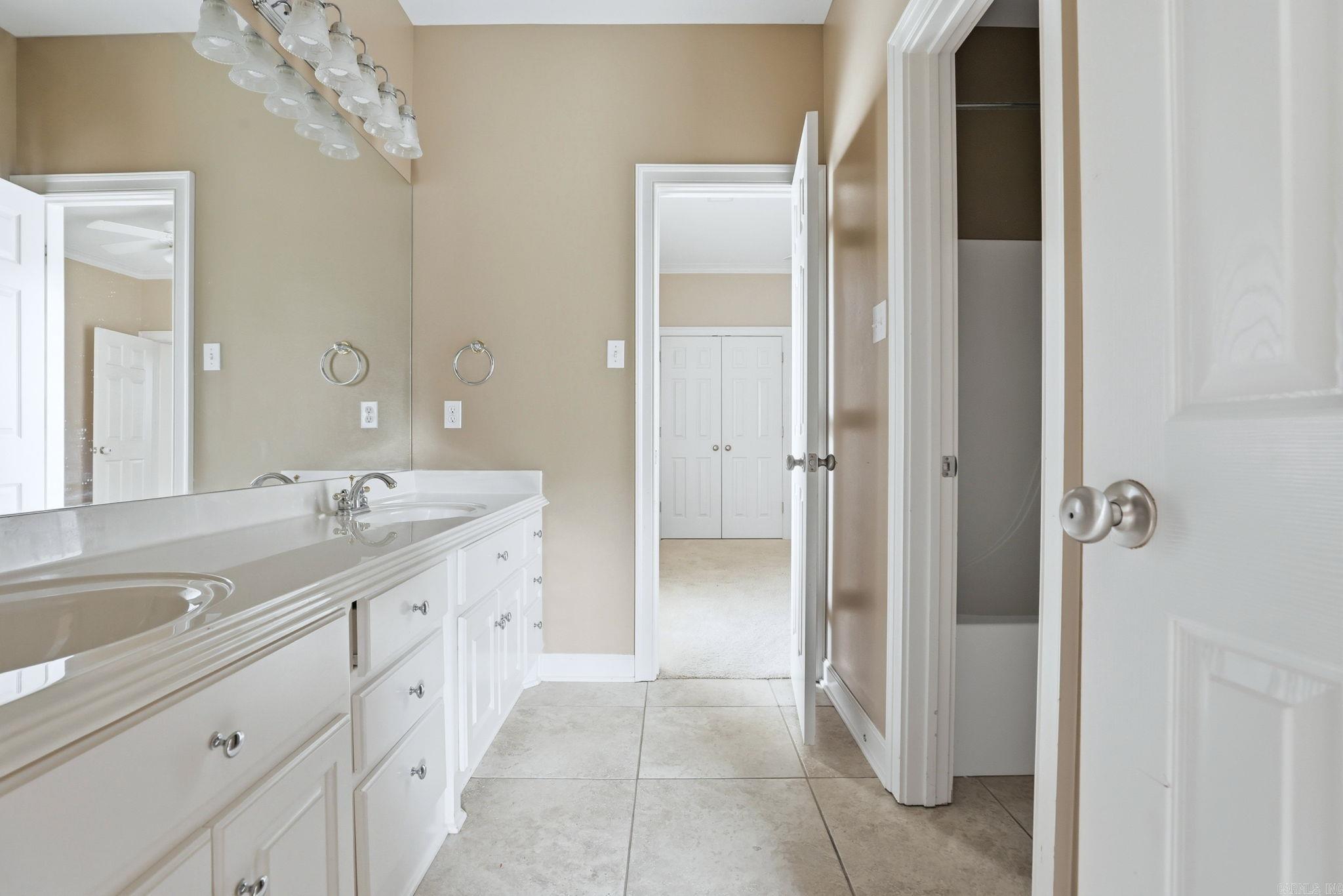 110 River Valley  Maumelle, AR