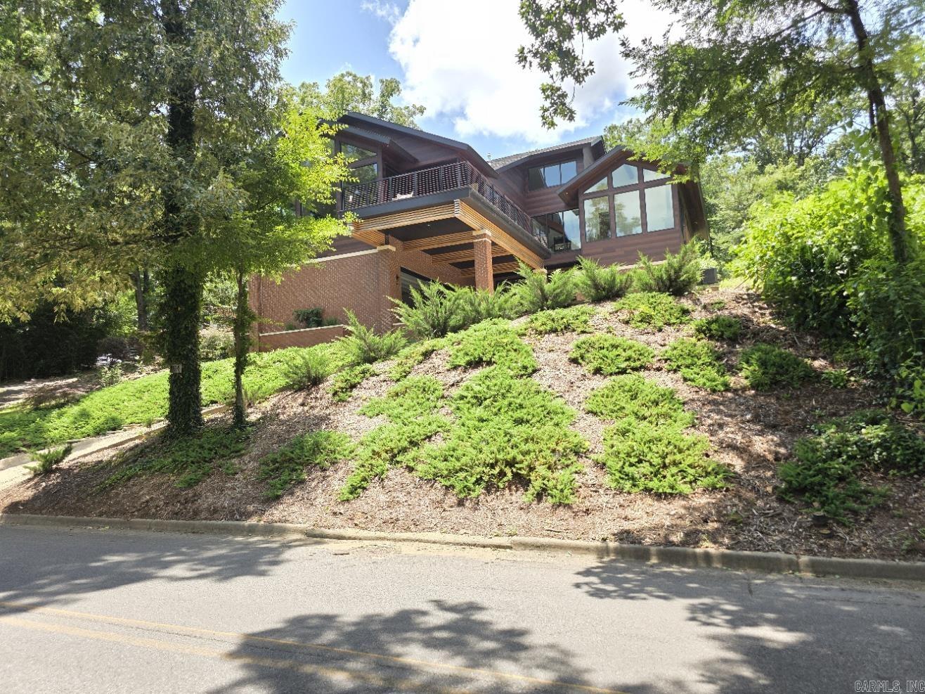 1920 Waterside  North Little Rock, AR