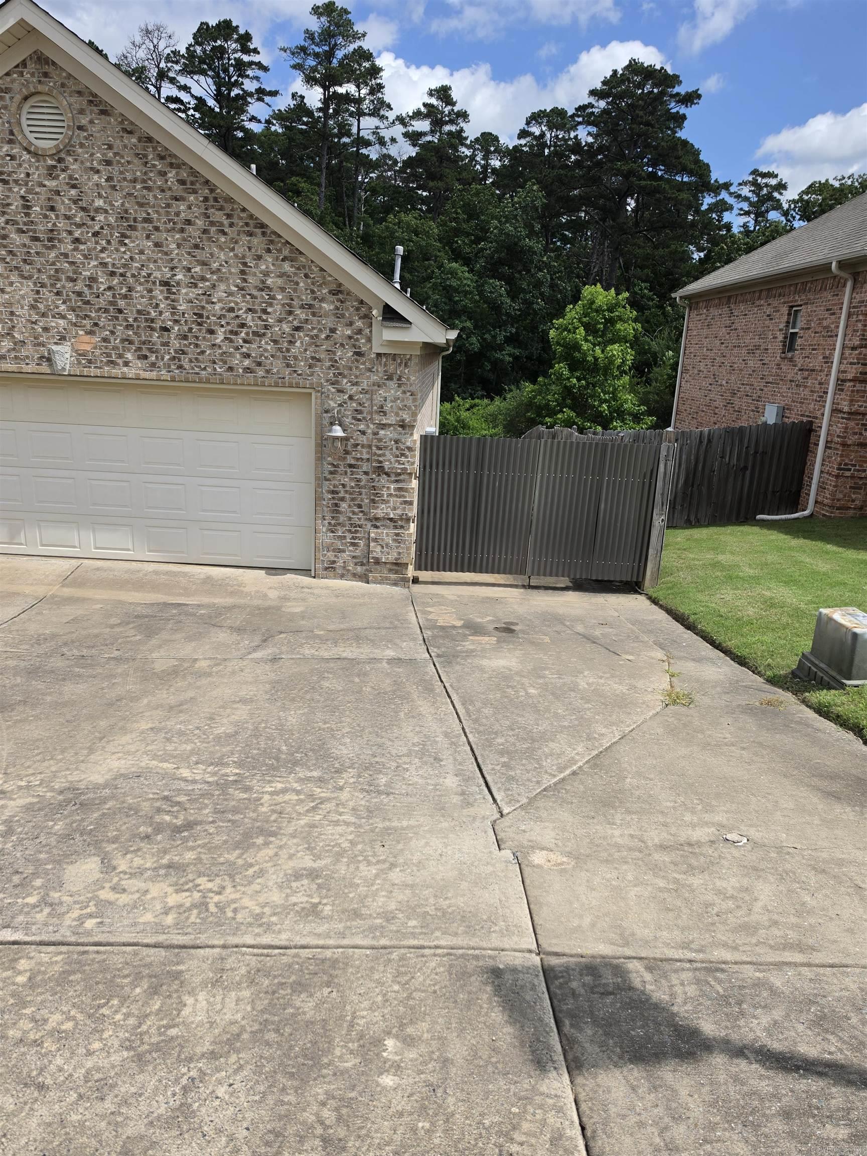 15516 Hartford  Little Rock, AR