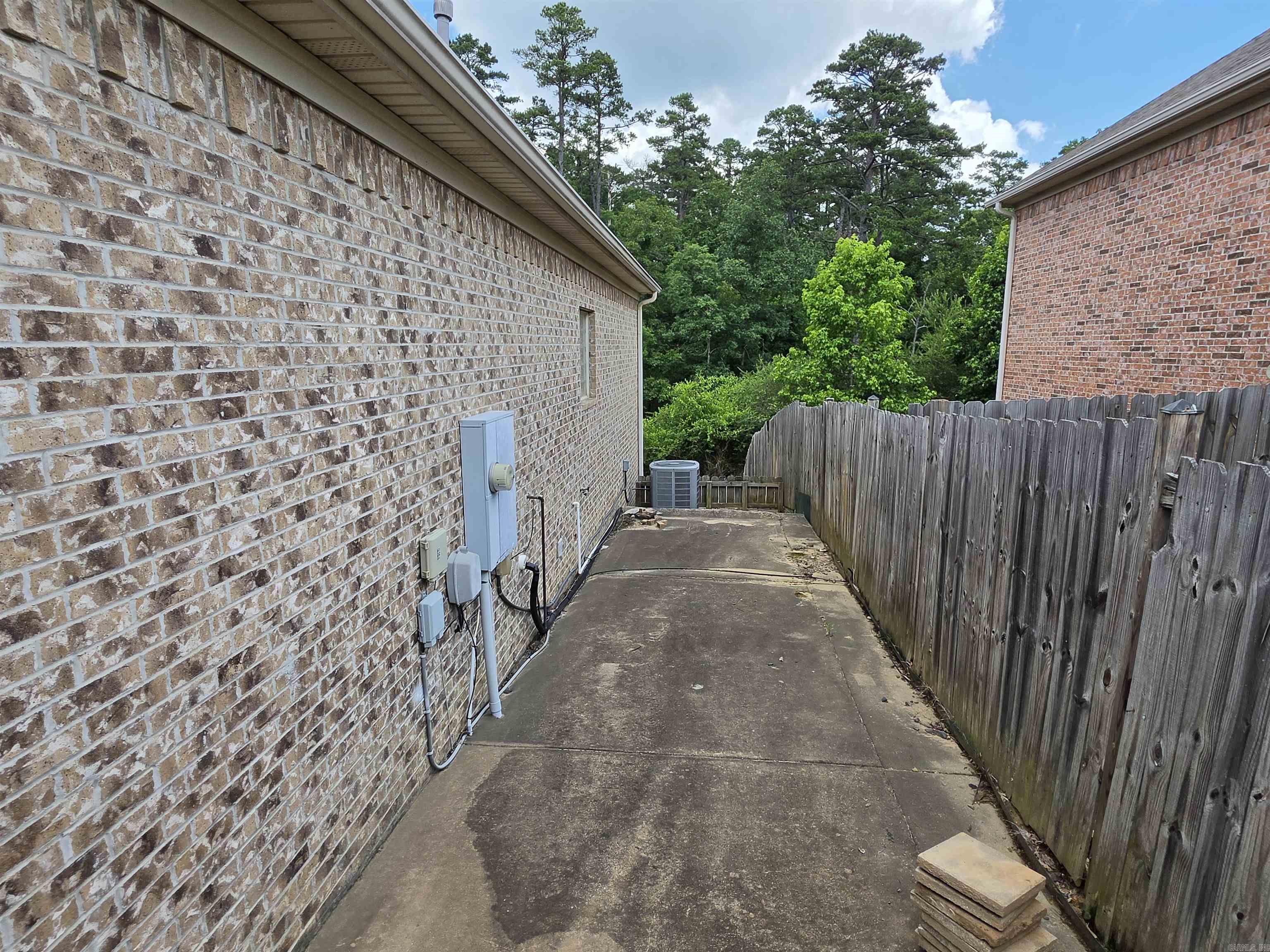15516 Hartford  Little Rock, AR