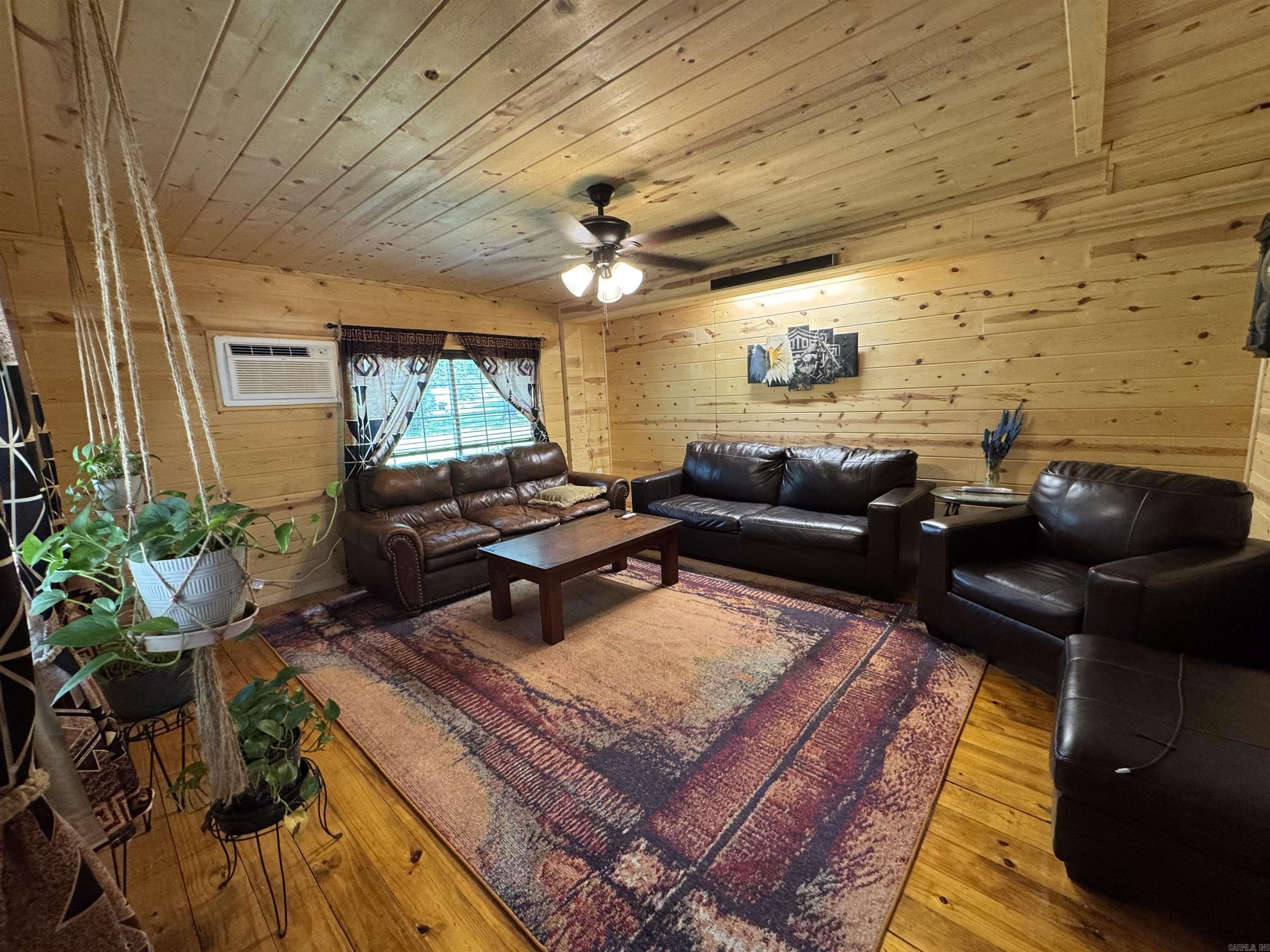 1802 W Clay  Piggott, AR