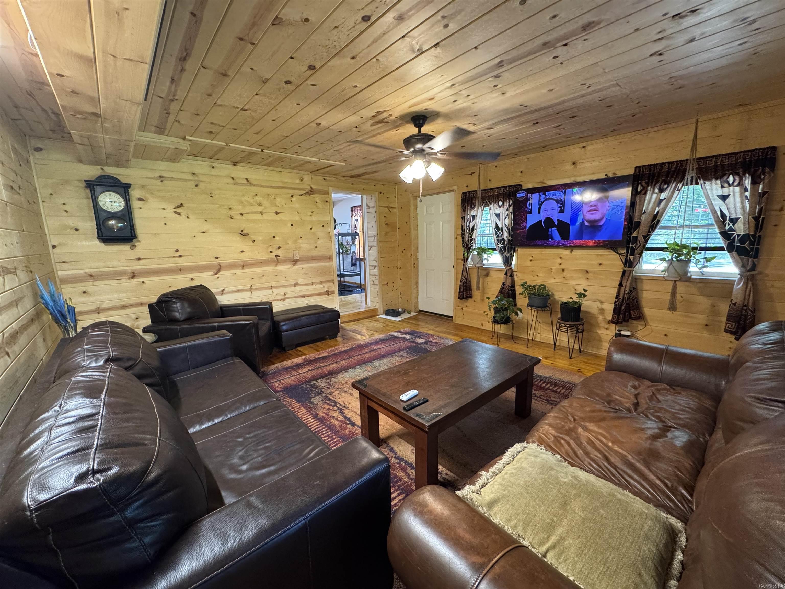 1802 W Clay  Piggott, AR
