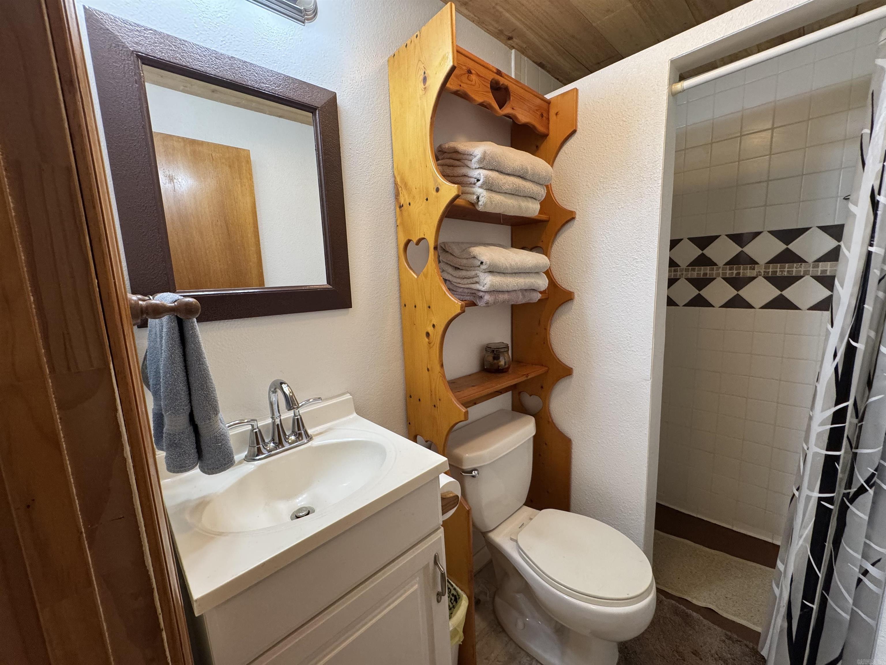 1802 W Clay  Piggott, AR