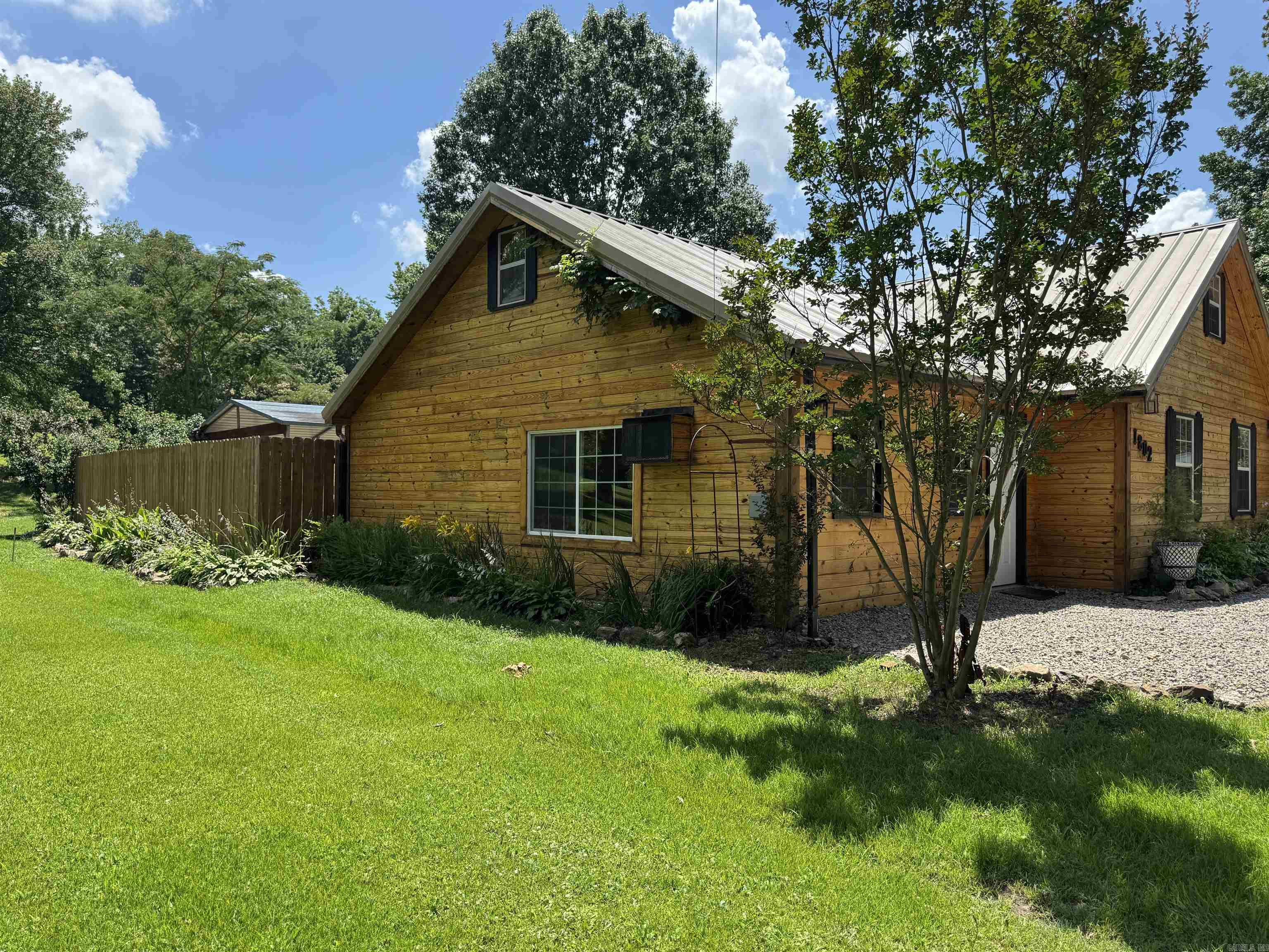1802 W Clay  Piggott, AR