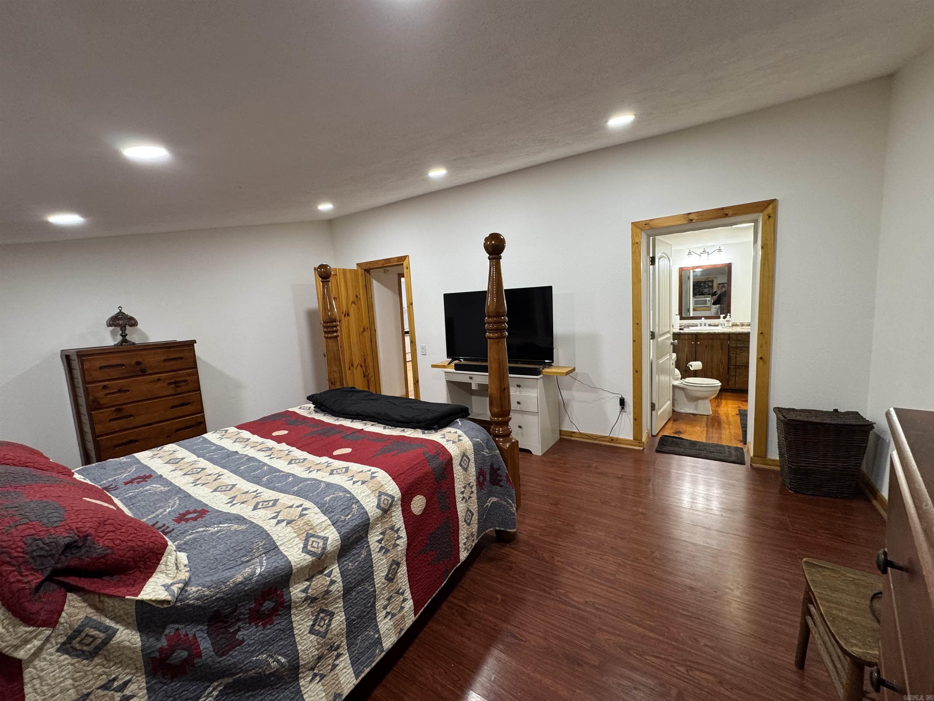 1802 W Clay  Piggott, AR