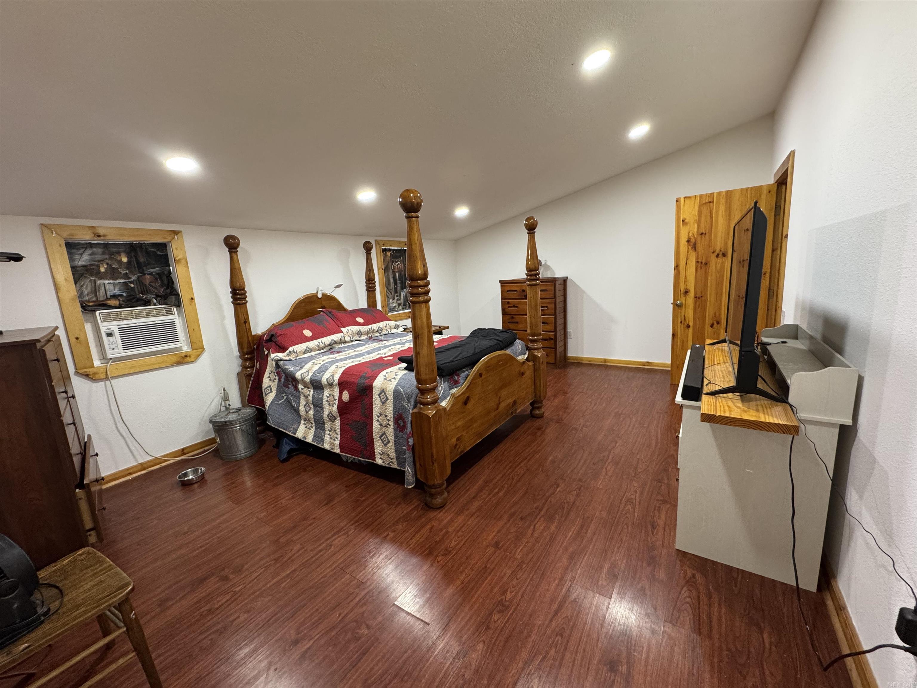 1802 W Clay  Piggott, AR