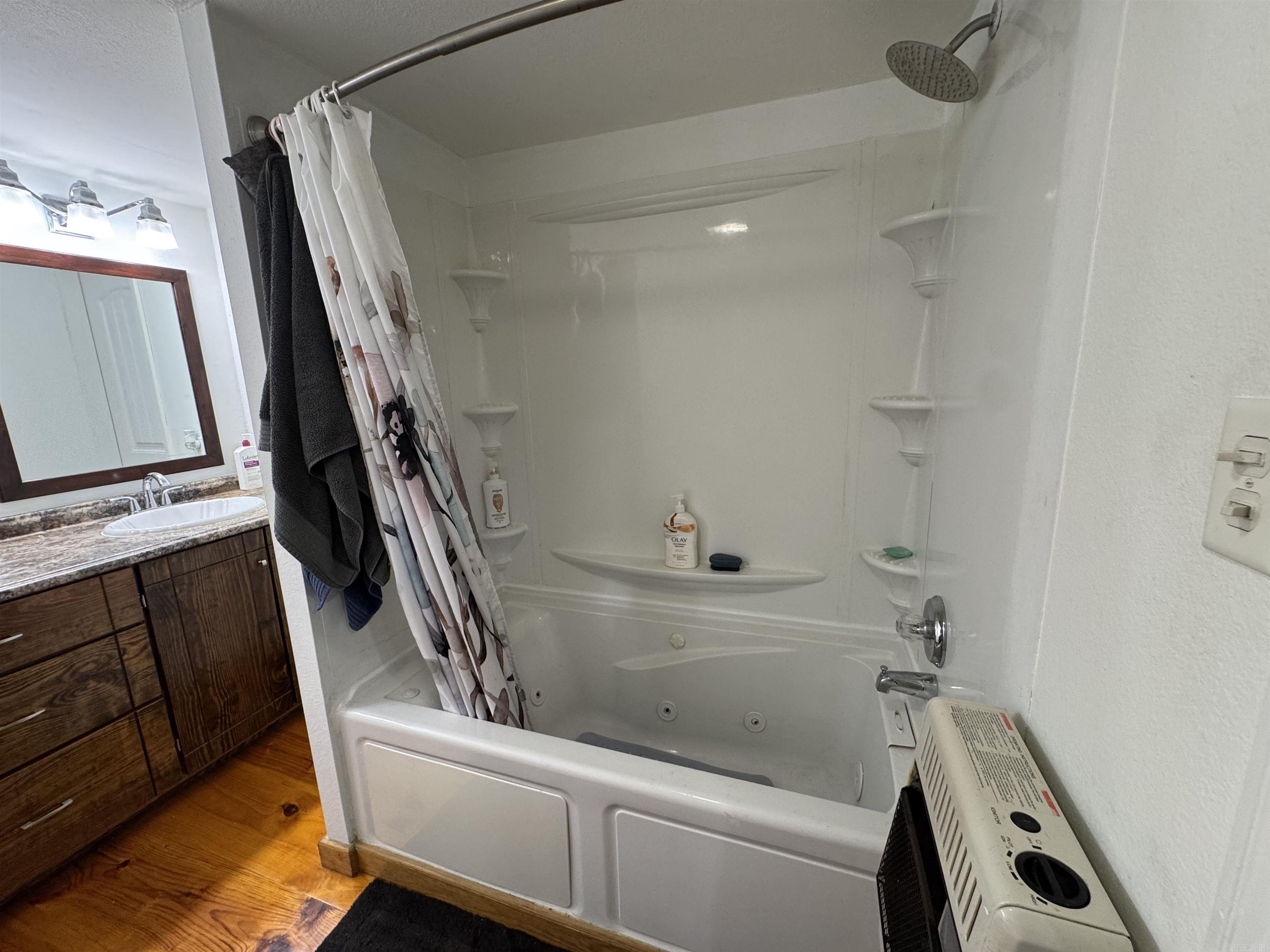 1802 W Clay  Piggott, AR