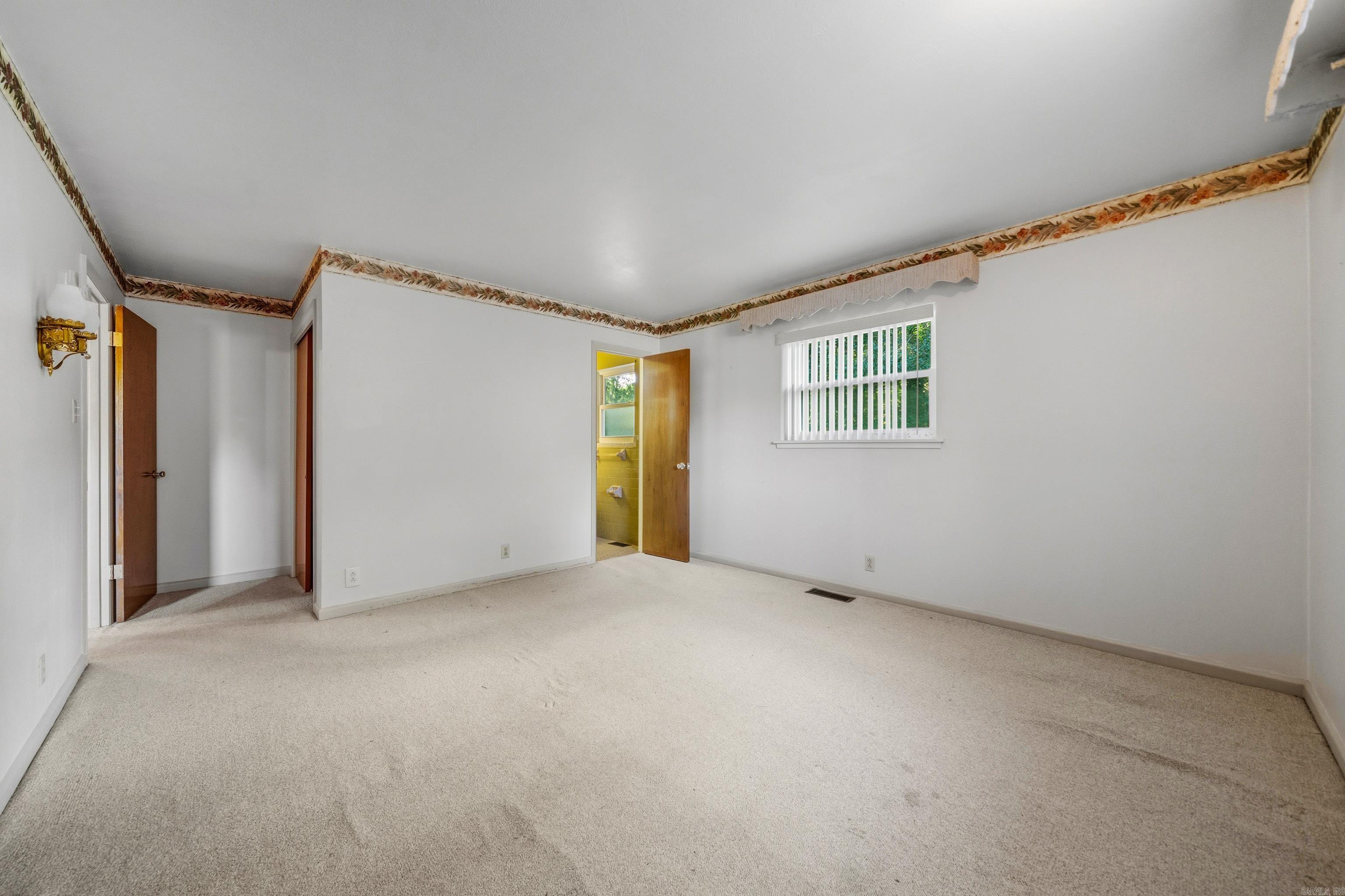 102 Dahlia St  Hot Springs, AR