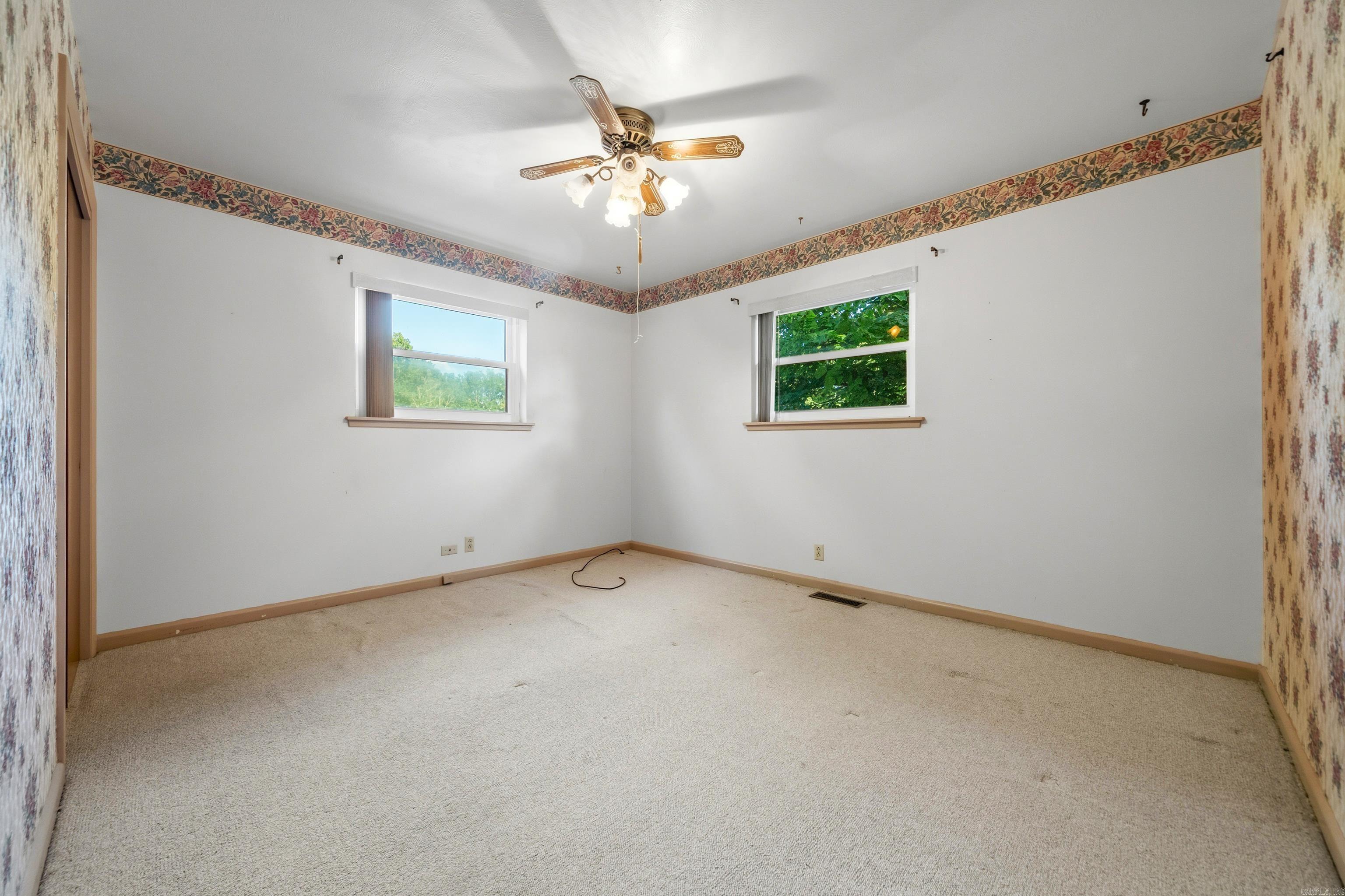 102 Dahlia St  Hot Springs, AR