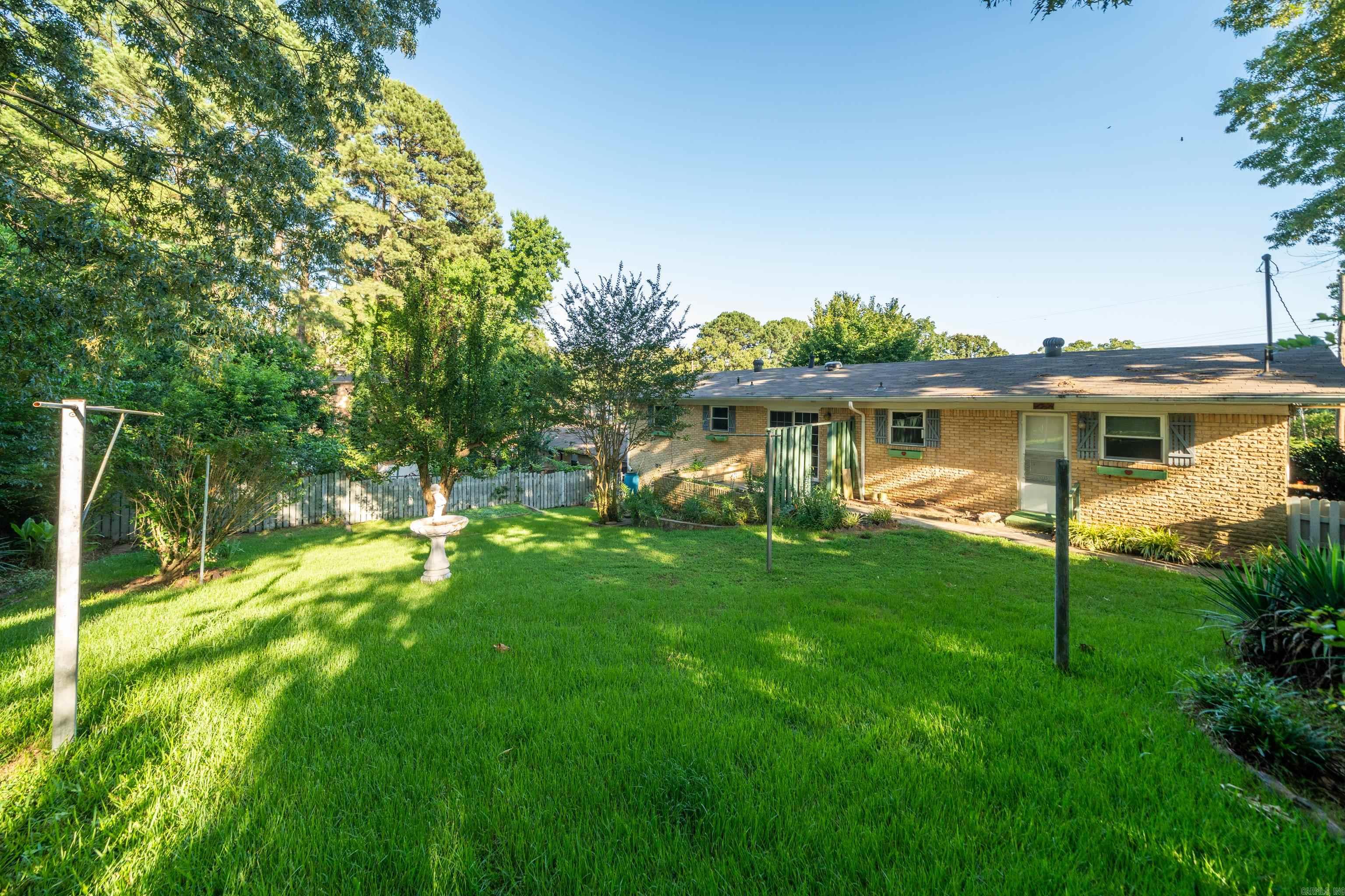 102 Dahlia St  Hot Springs, AR
