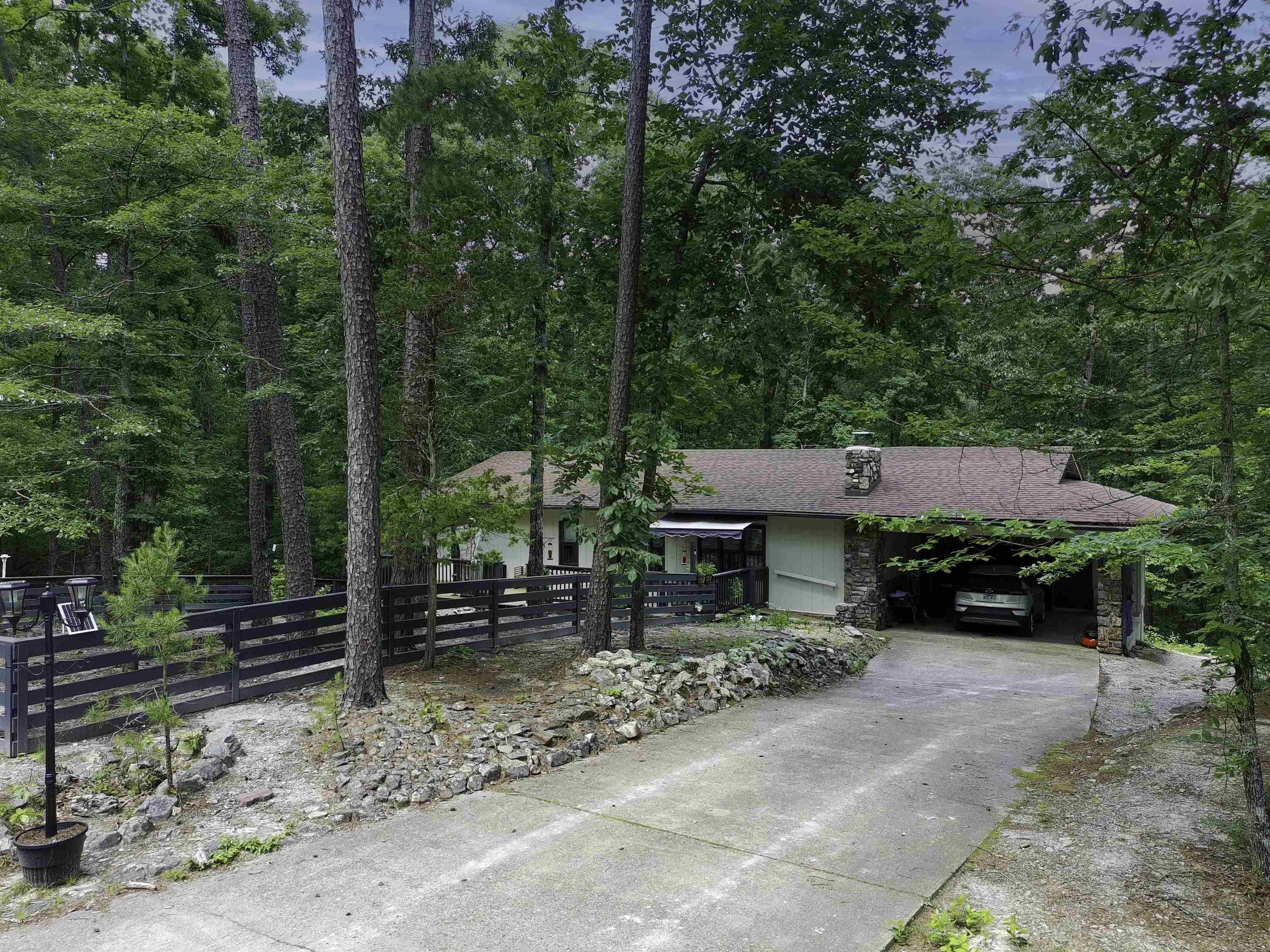 255 Needham  Hot Springs, AR