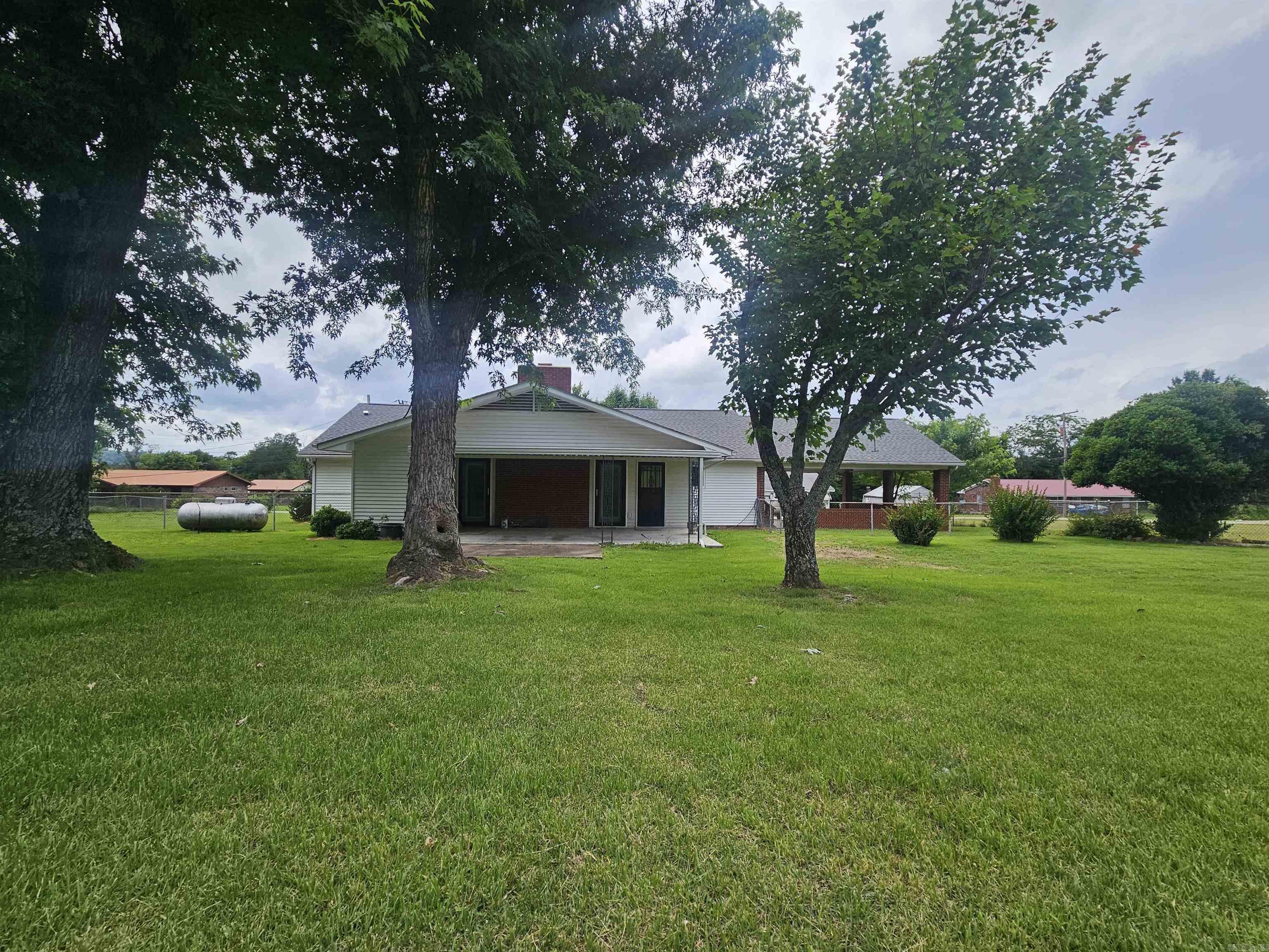 511 Spring  Marshall, AR