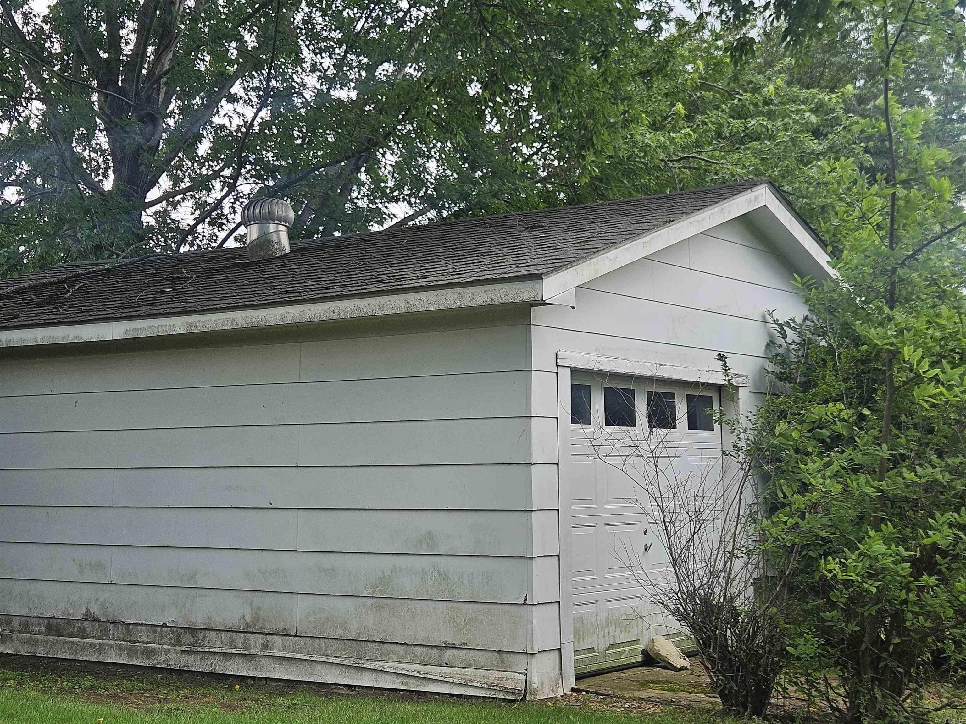 511 Spring  Marshall, AR