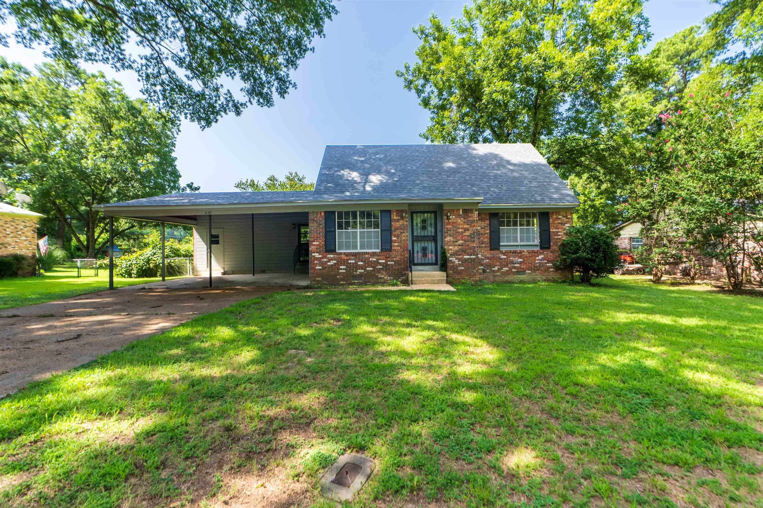 230  Lexington Dr  Forrest City, AR