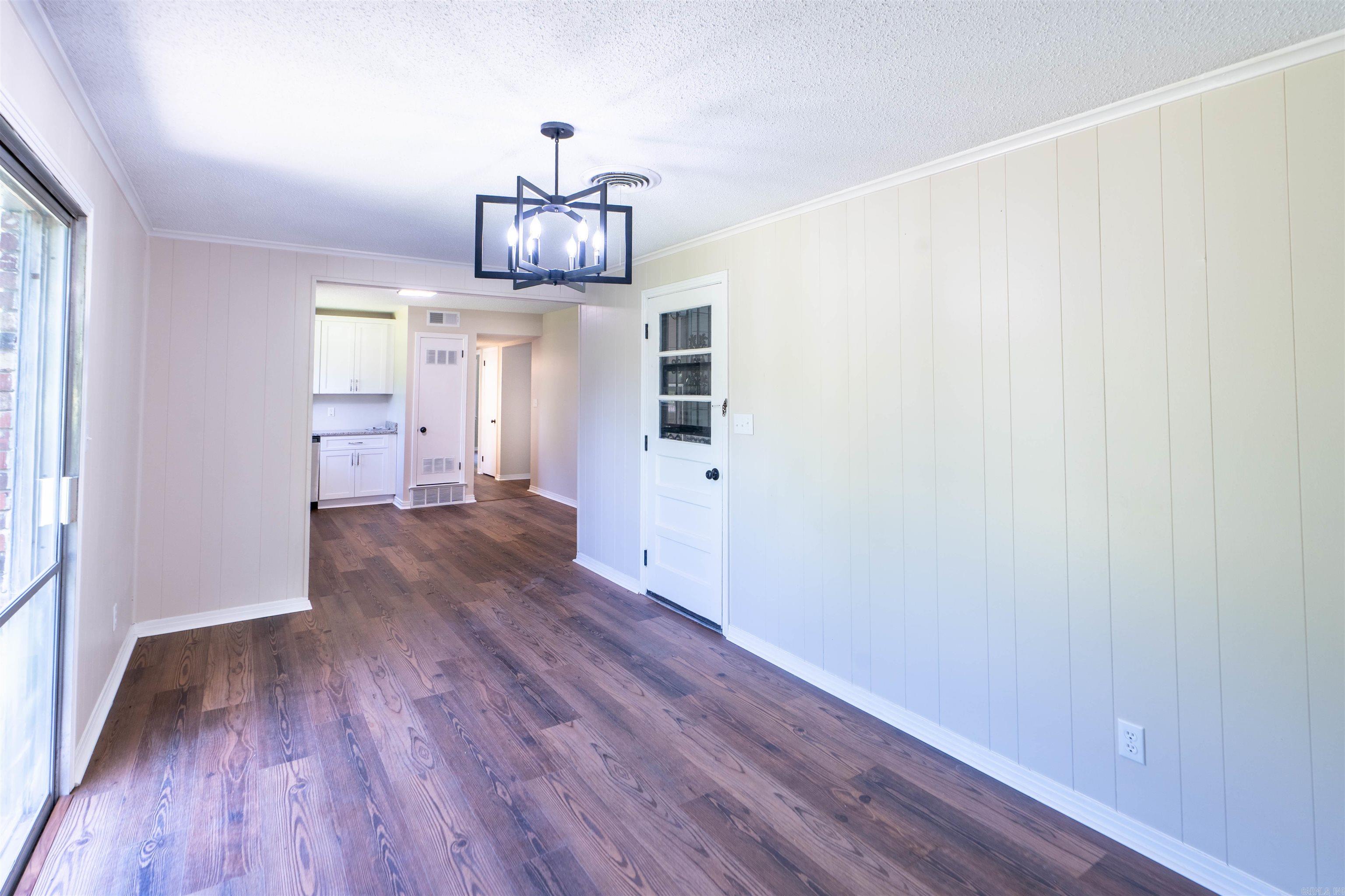230 Lexington Dr  Forrest City, AR