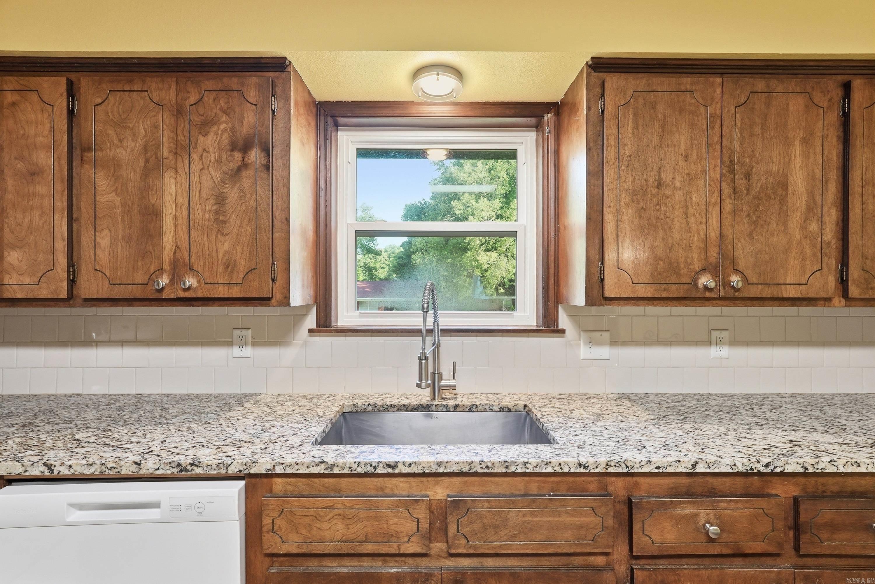 1312 Sunset Dr  Conway, AR