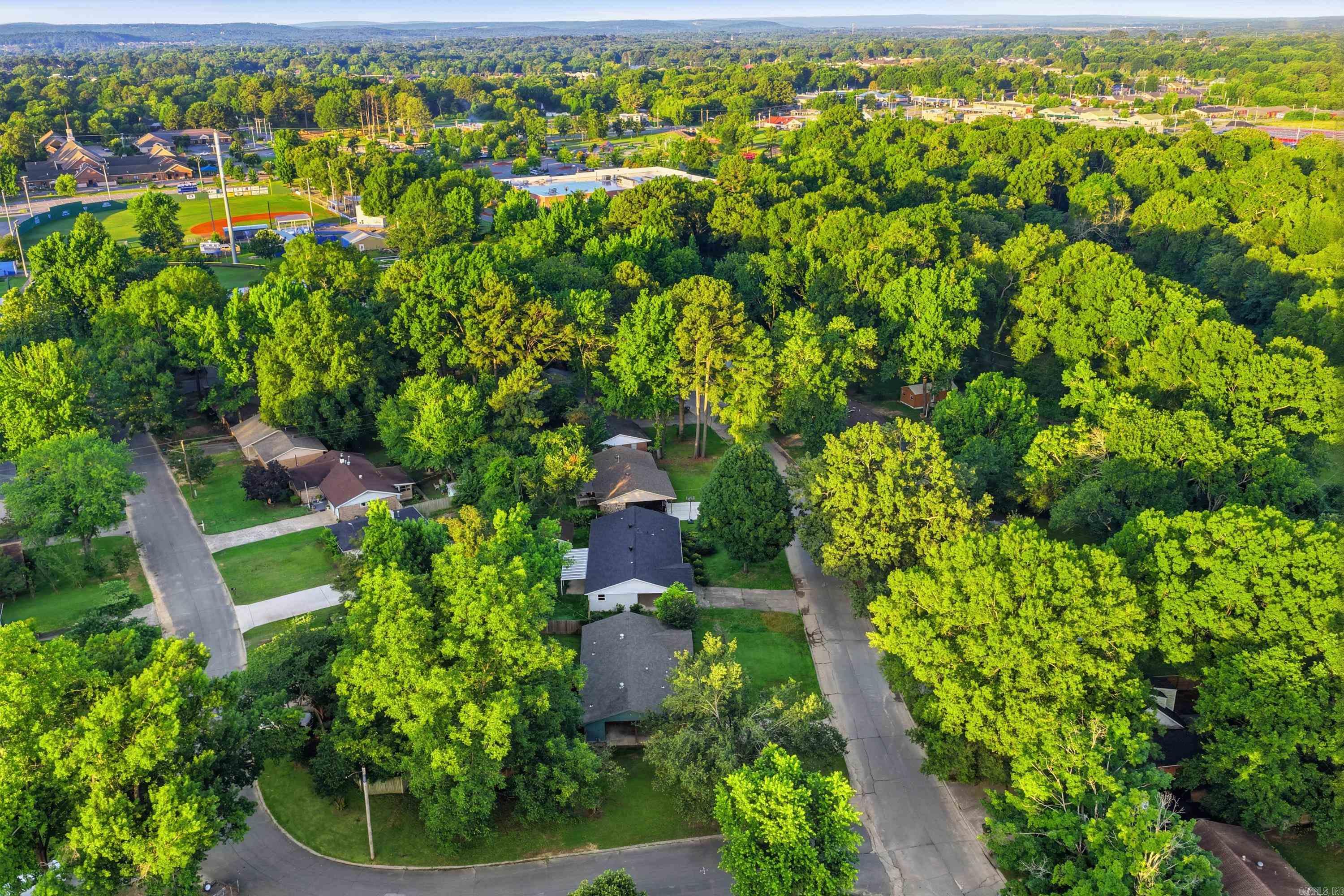 1312 Sunset Dr  Conway, AR