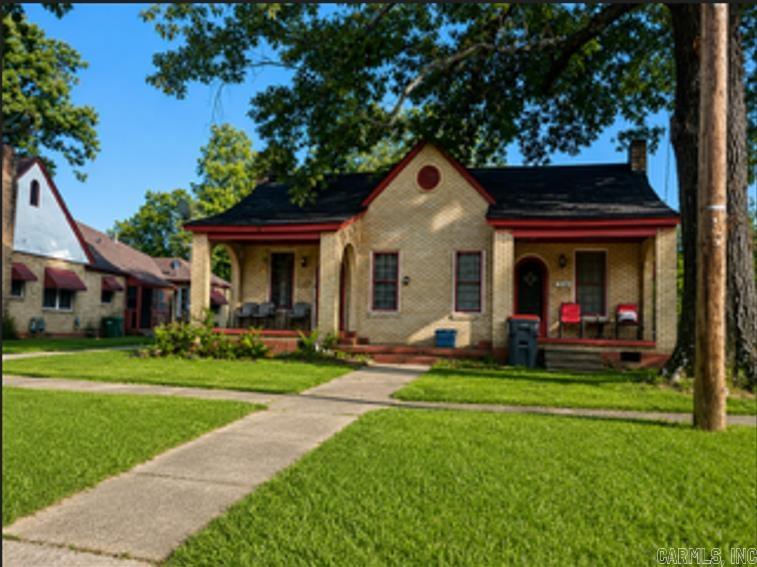 914 and 916 W 13th  Pine Bluff, AR