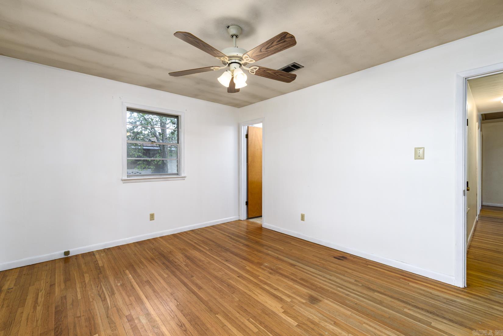 6 Dunfrettin Place  Sherwood, AR