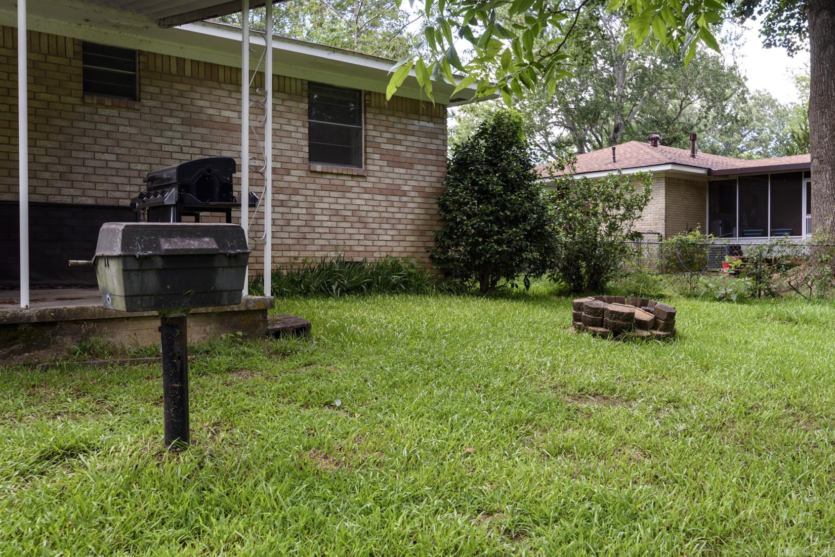 6 Dunfrettin Place  Sherwood, AR
