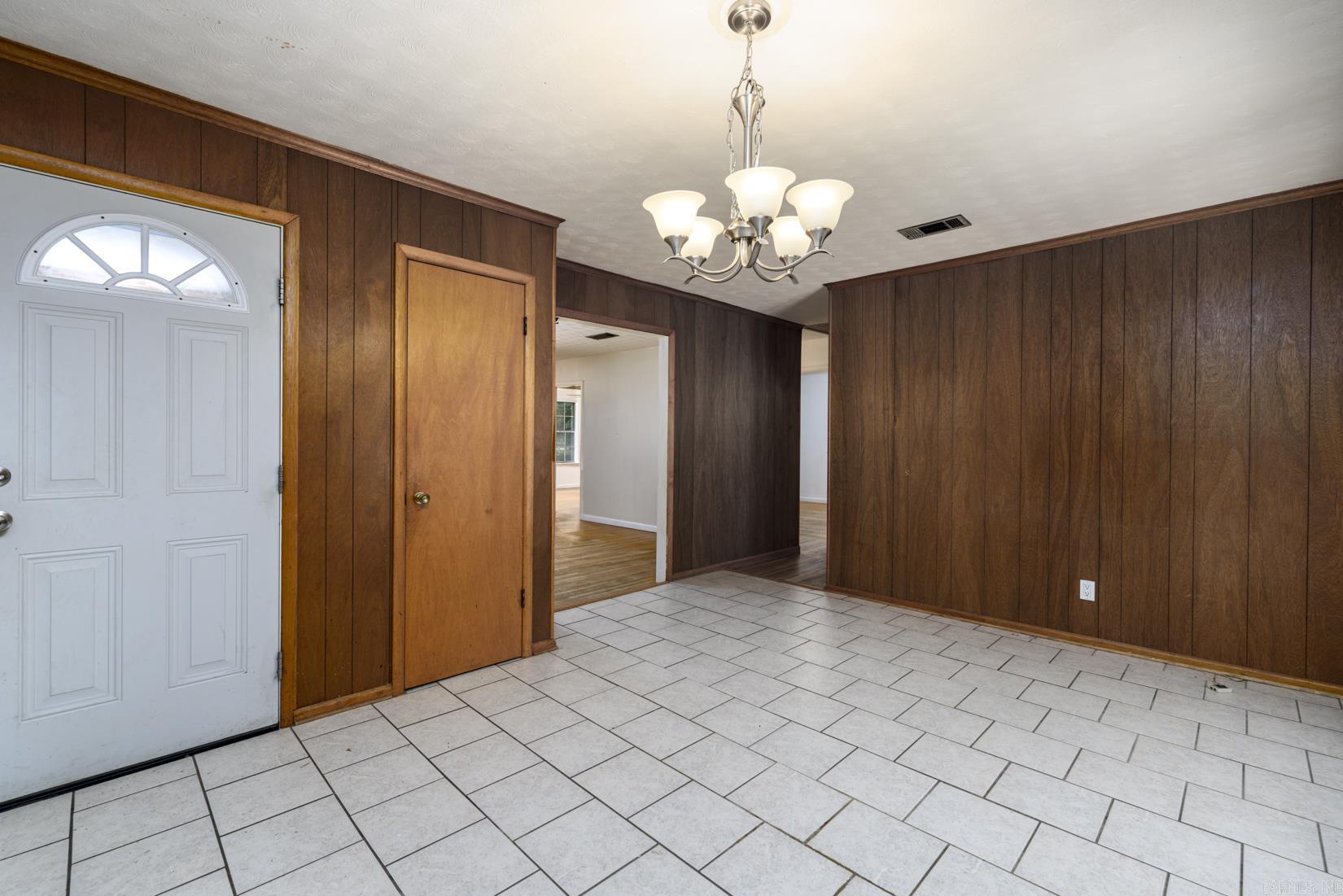 6 Dunfrettin Place  Sherwood, AR