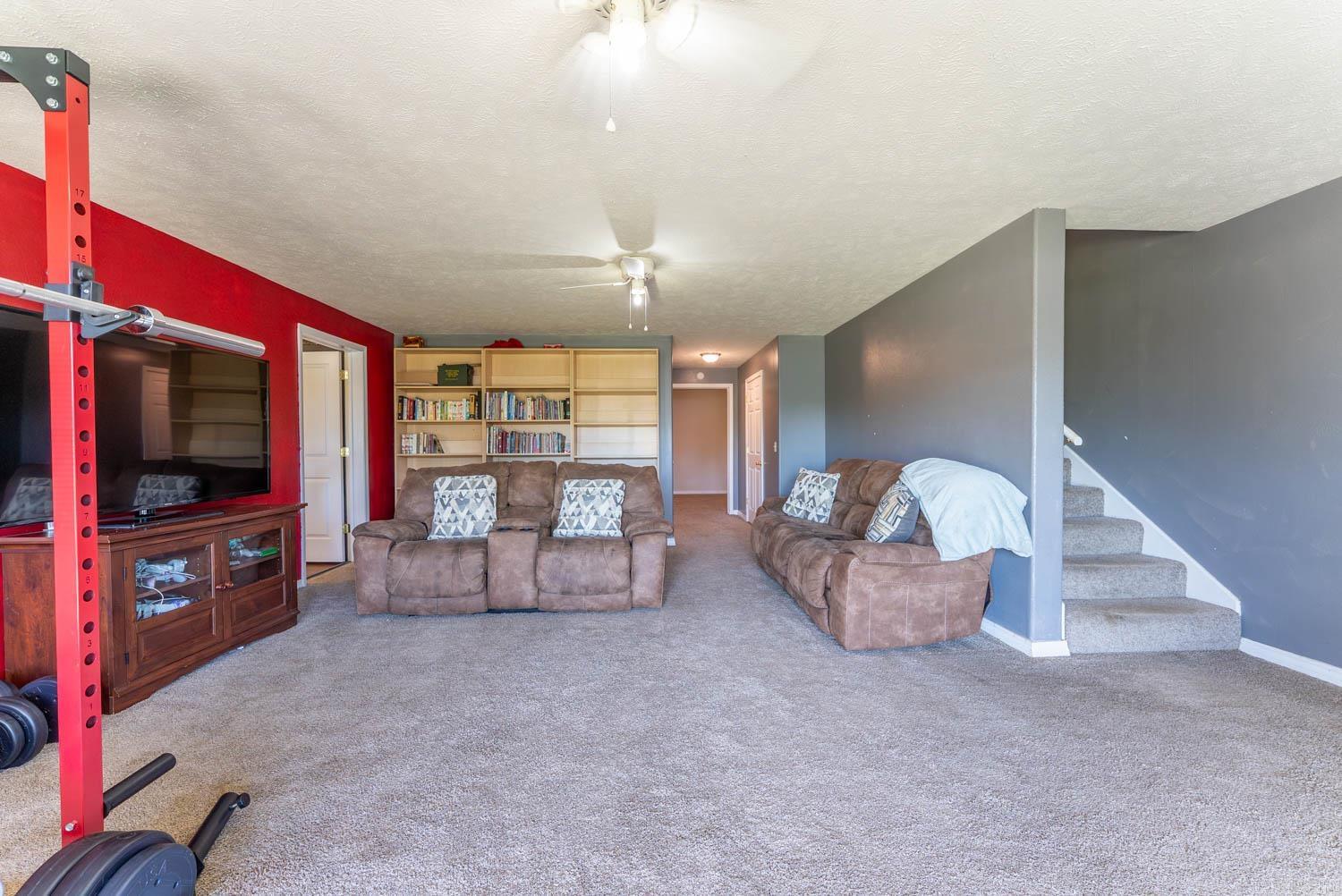 238 Private Road 63-106  Thayer, MO