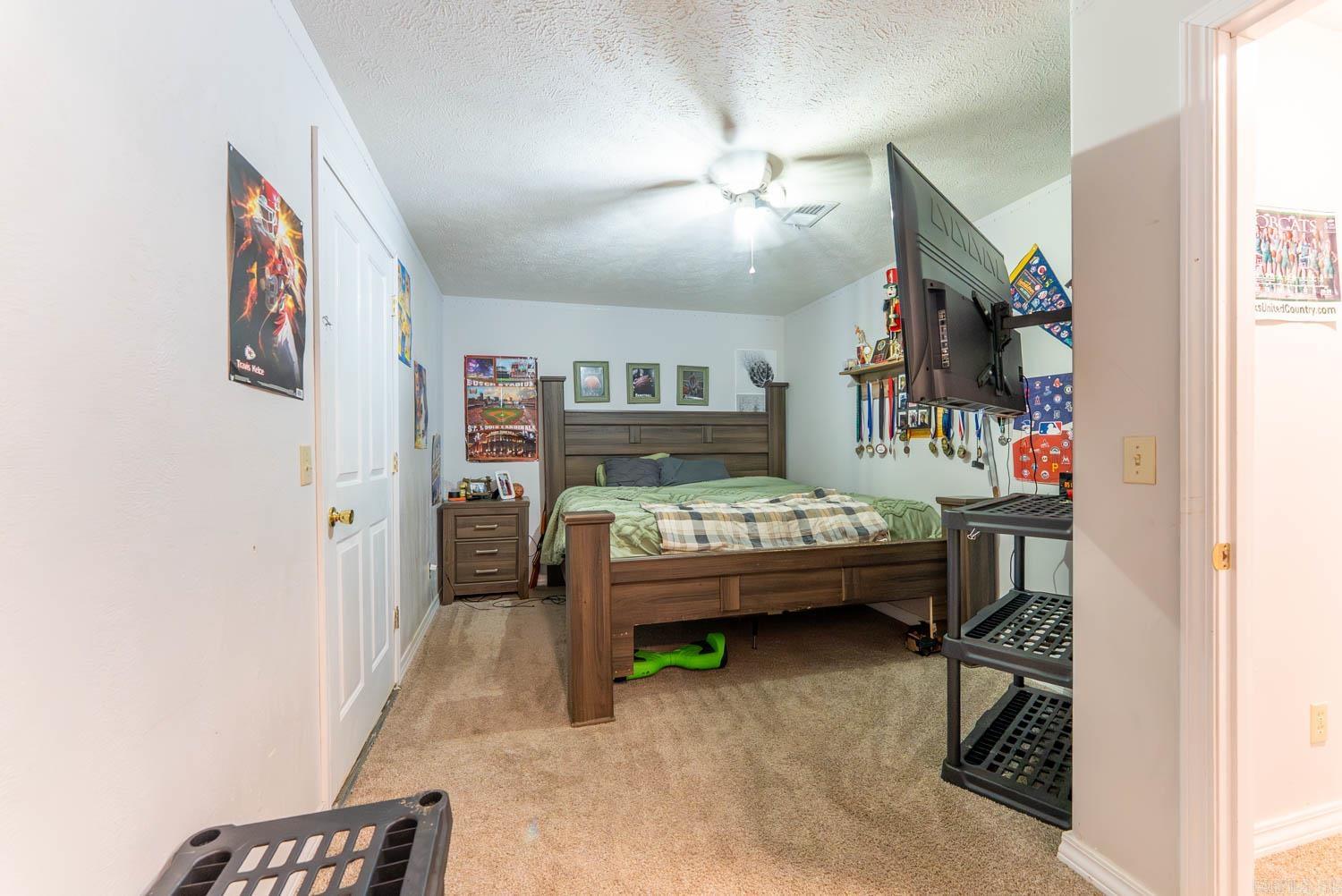 238 Private Road 63-106  Thayer, MO
