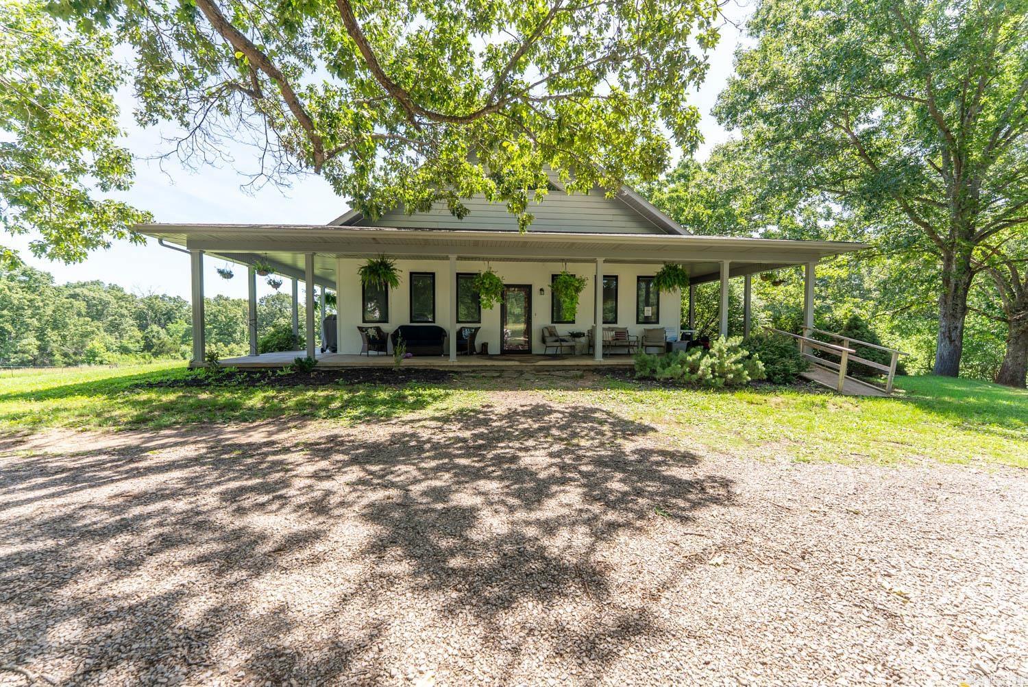 238 Private Road 63-106  Thayer, MO