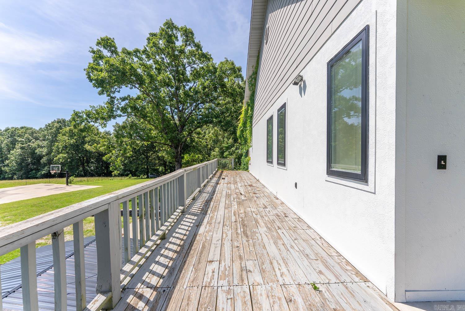 238 Private Road 63-106  Thayer, MO