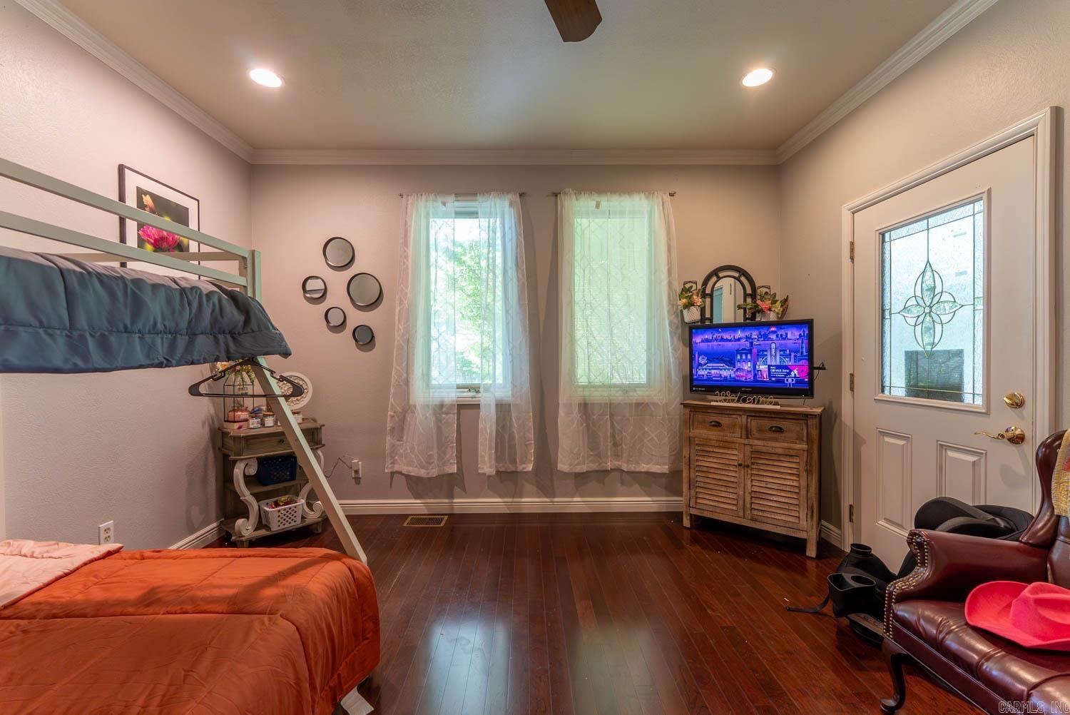 238 Private Road 63-106  Thayer, MO