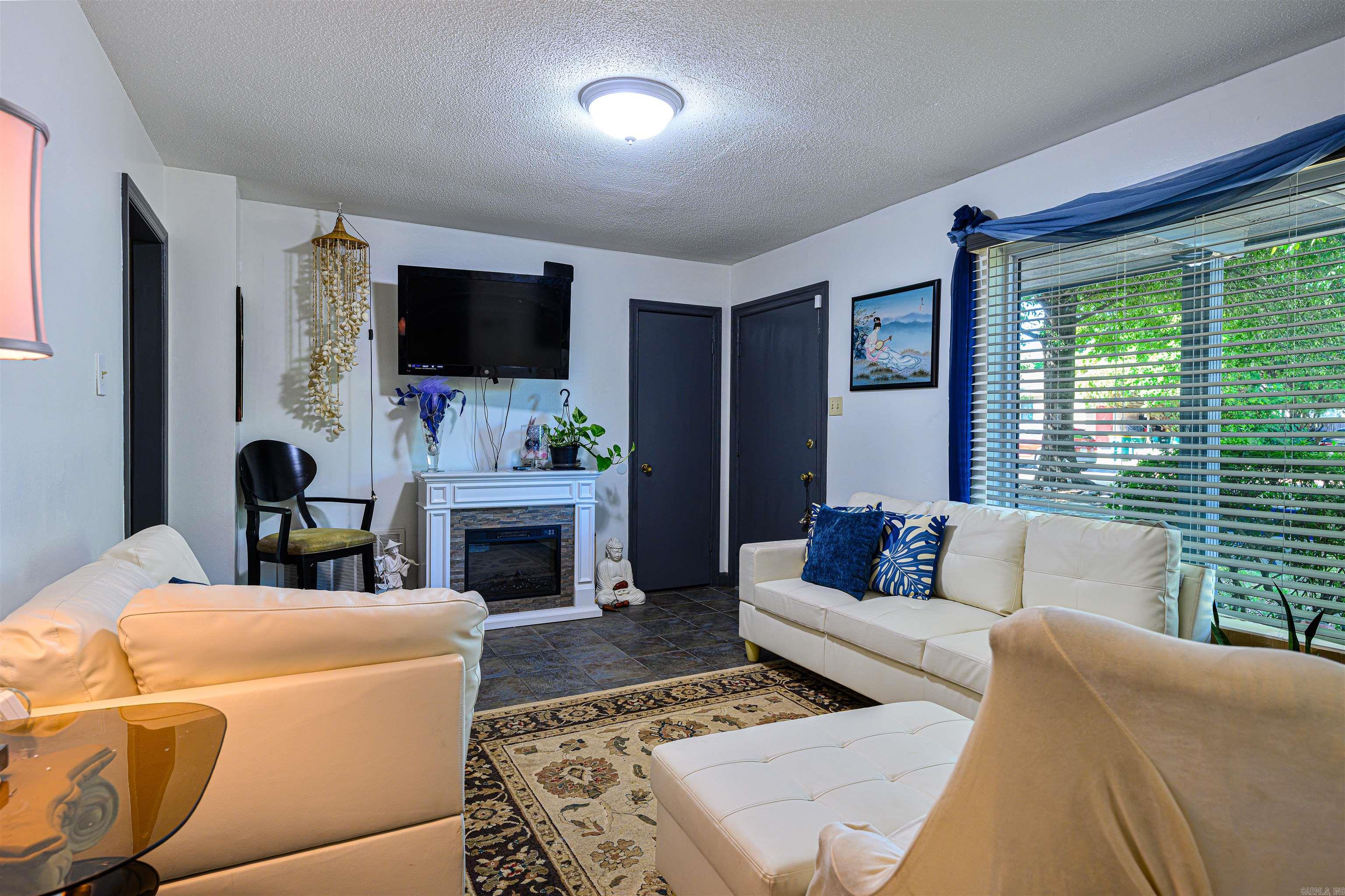 307 Aspen Ct — photo 3