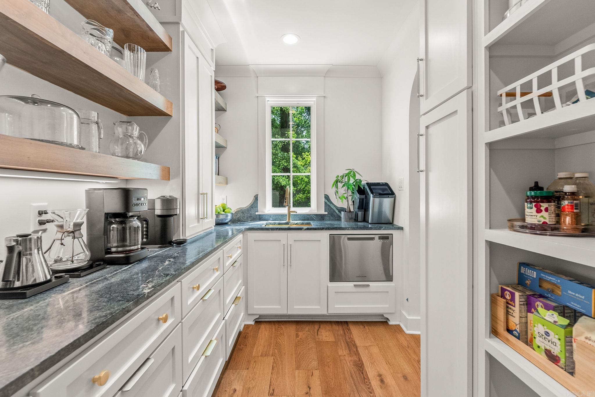 5421 Sherwood  Little Rock, AR