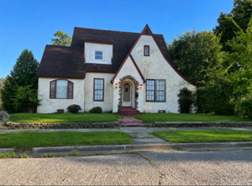 1002 W 24th  Pine Bluff, AR