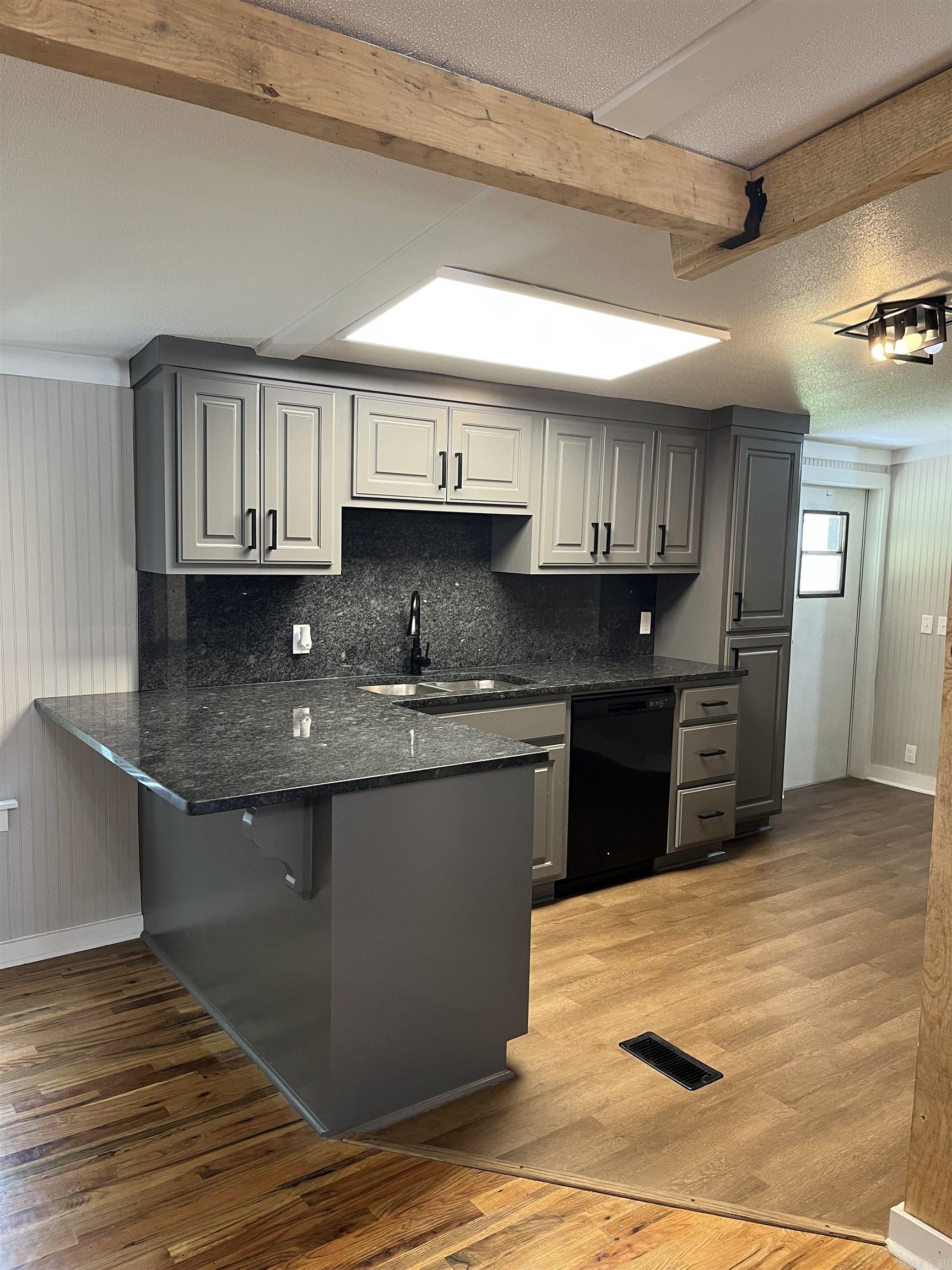 3033 Brown East End  Hensley, AR