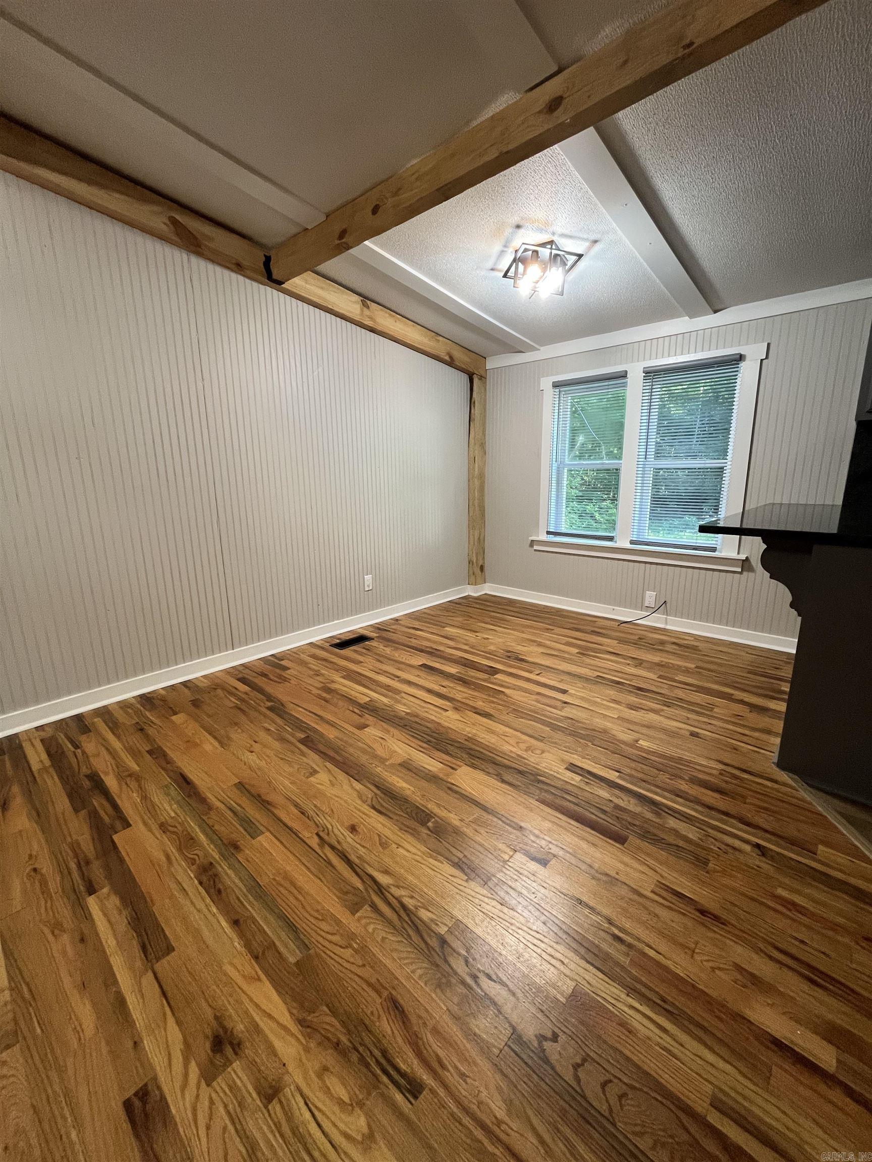 3033 Brown East End  Hensley, AR