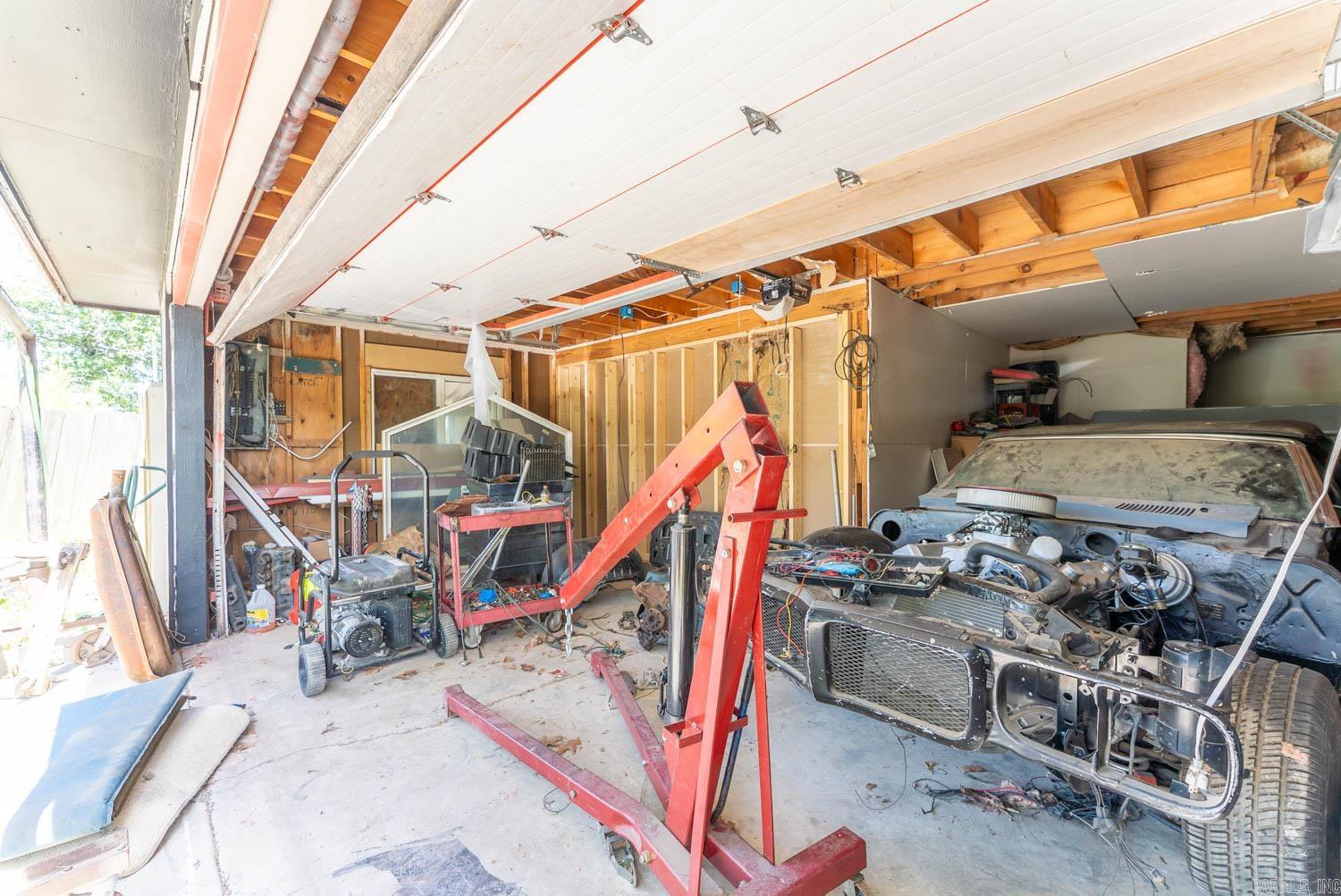 7562 Hwy 5 South  Briarcliff, AR