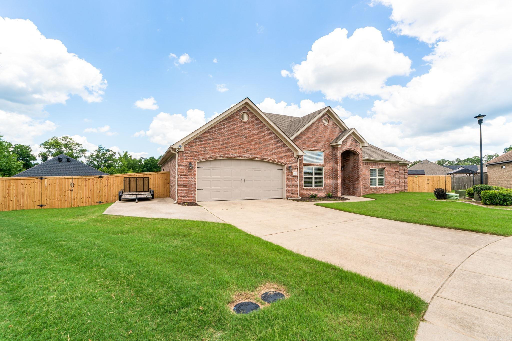 3211 Robbins  Bryant, AR
